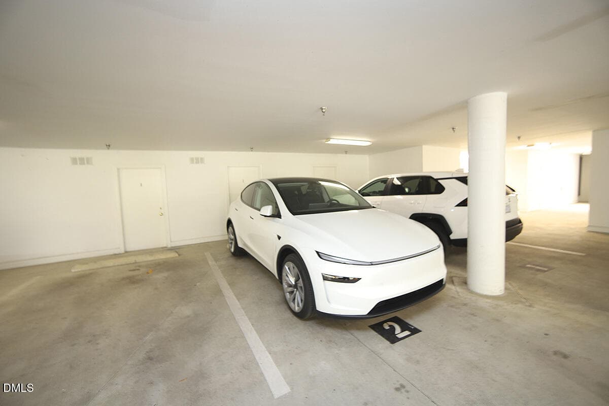100 Northbrook Unit 207L - 100 Northbrook Drive 207, Raleigh, NC 27609, Raleigh