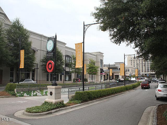1961779_15 - 100 Northbrook Drive 207, Raleigh, NC 27609, Raleigh