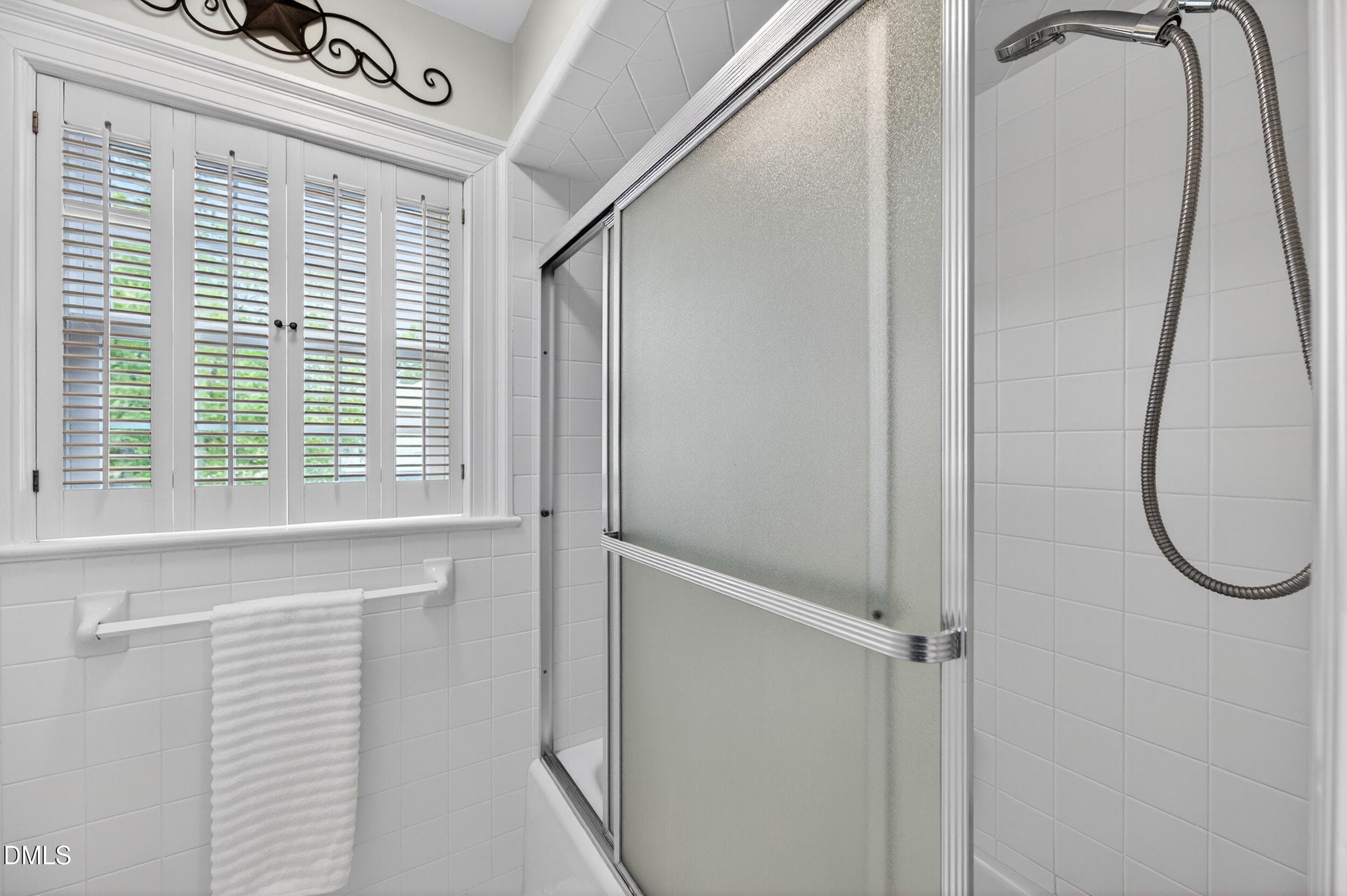 Upstairs Guest Bathroom - 200 E Park Avenue, Tarboro, NC 27886