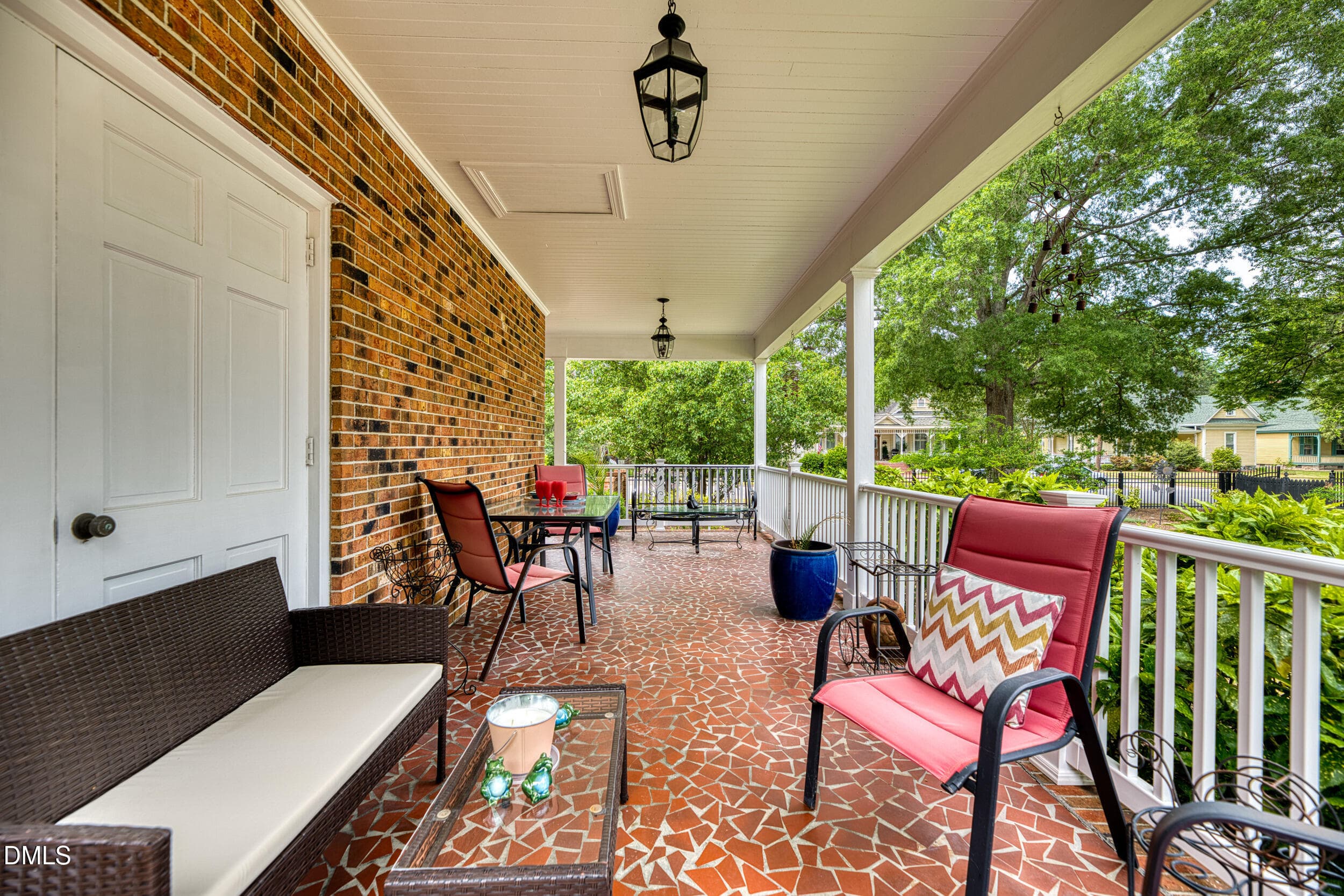Backyard Patio - 200 E Park Avenue, Tarboro, NC 27886