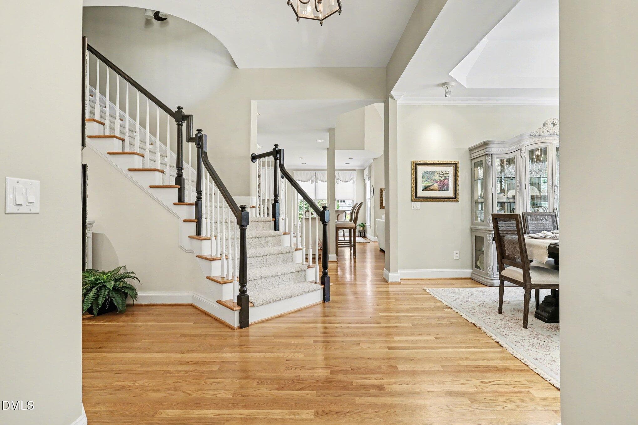 Foyer - 81006 Alexander, Chapel Hill, NC 27517, Chapel Hill