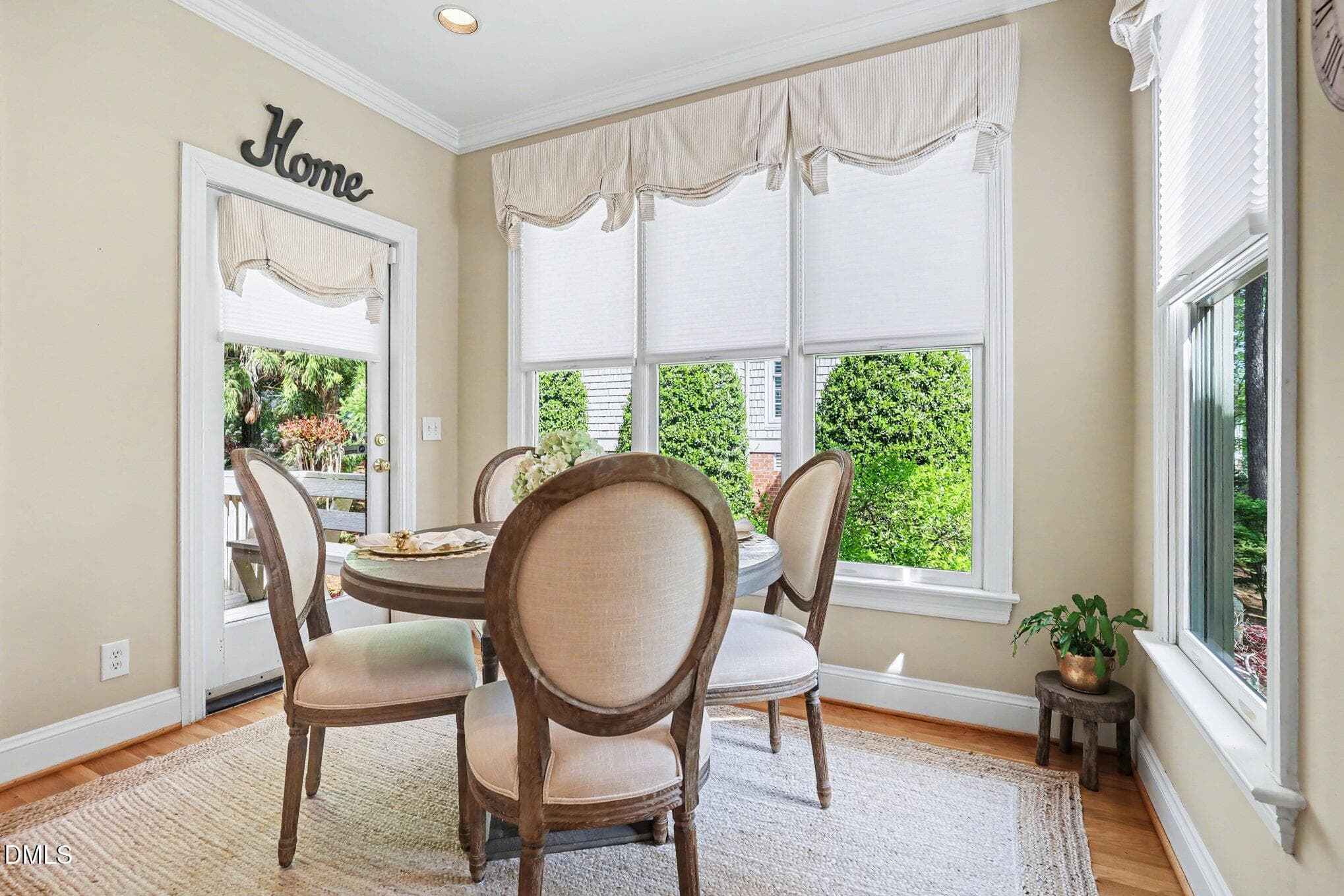 Breakfast Room - 81006 Alexander, Chapel Hill, NC 27517, Chapel Hill