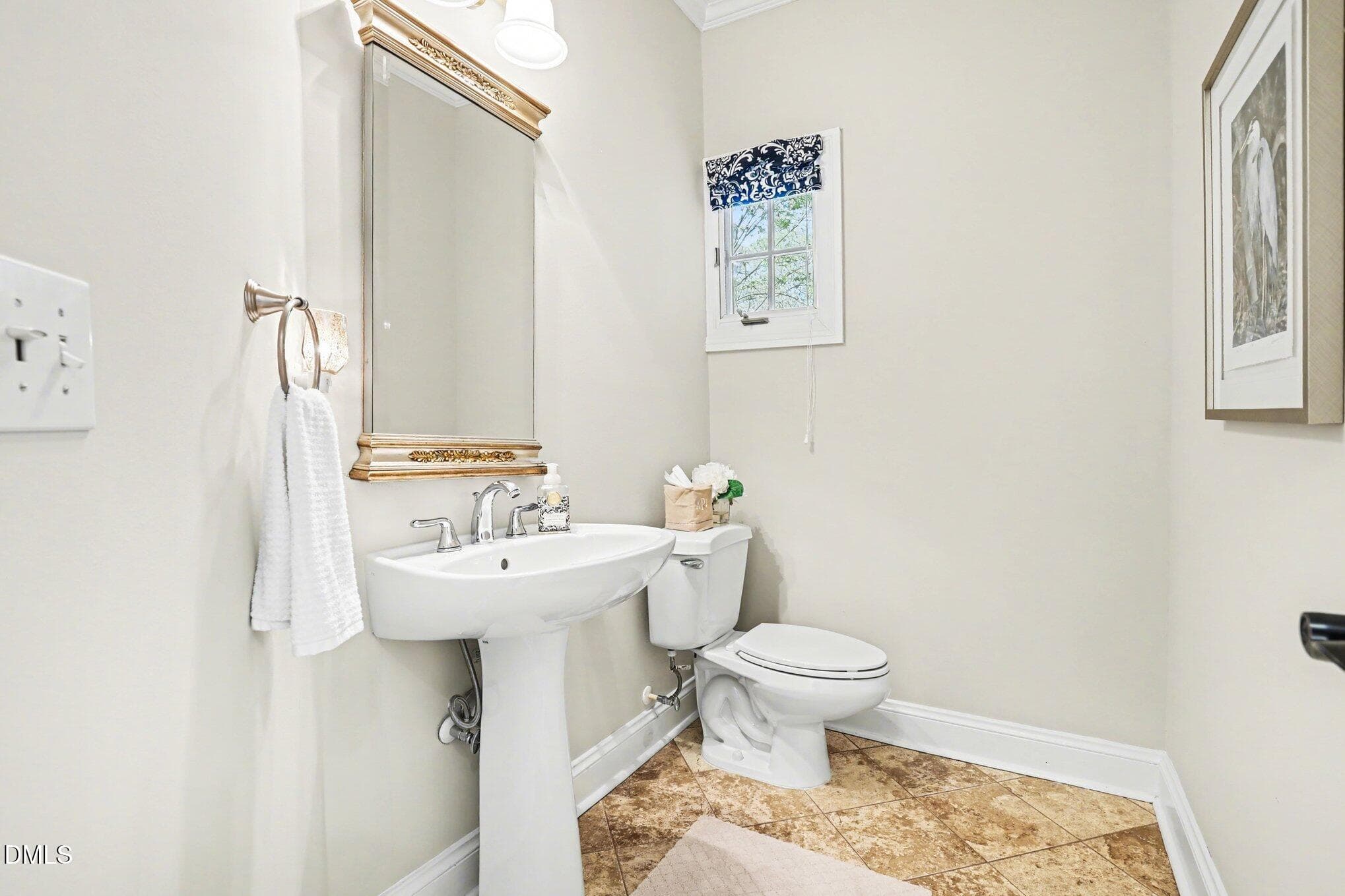 Main Level Powder Bath - 81006 Alexander, Chapel Hill, NC 27517, Chapel Hill