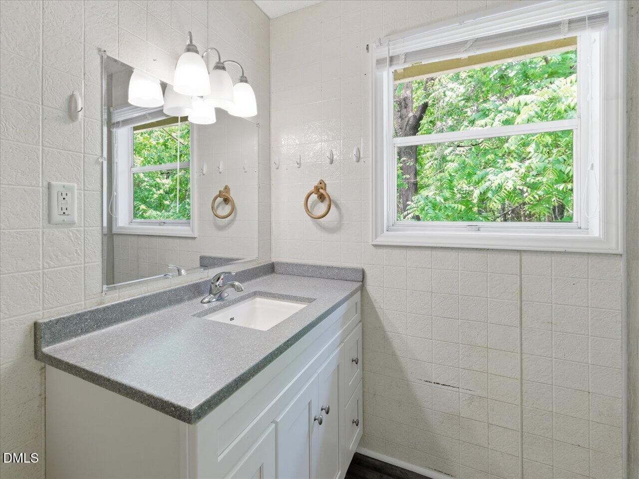 25-Primary Bathroom - 393 Gum Springs Church Road, Moncure, NC 27559