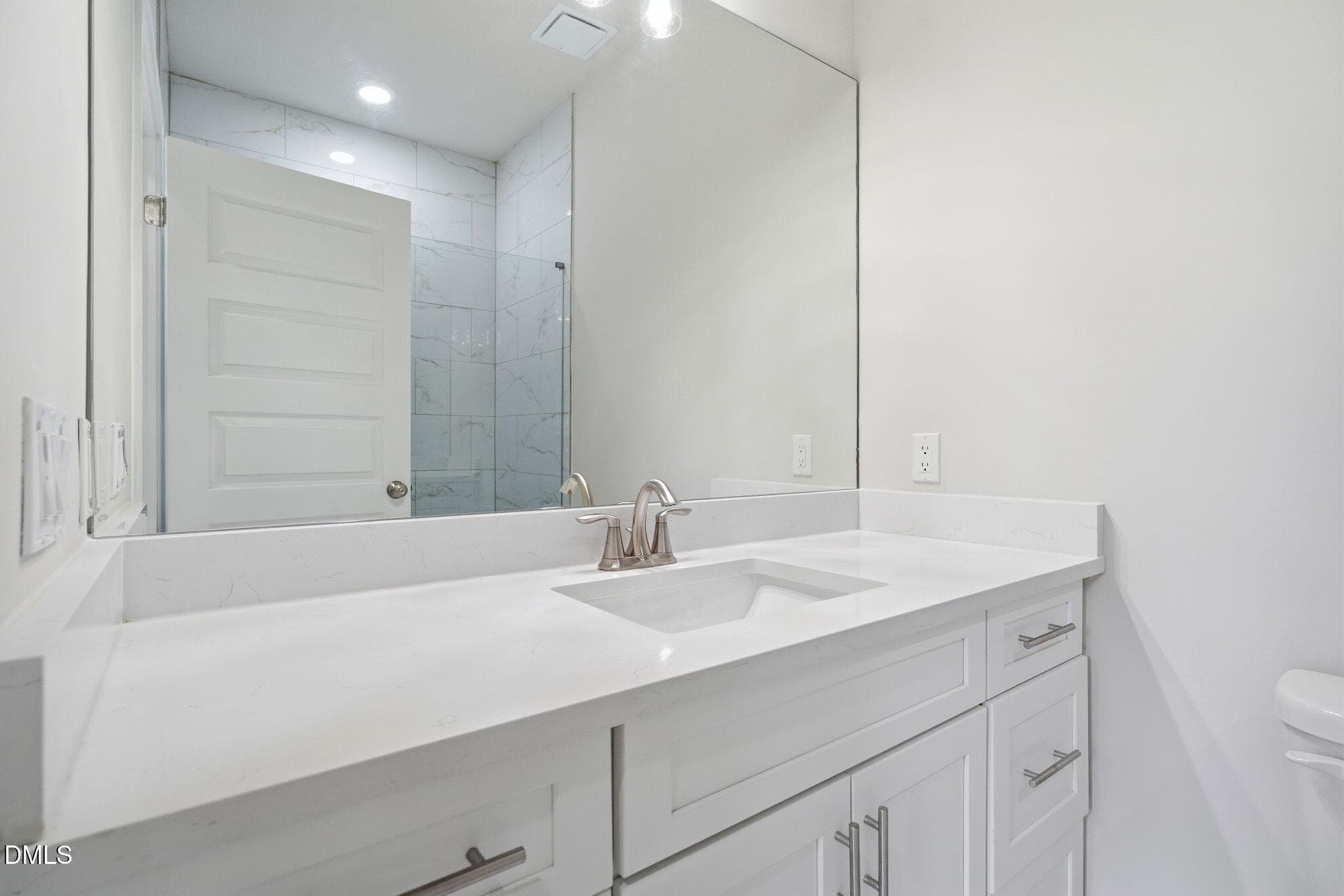 29-web-or-mls-dsc05387 - 1600 Gathering Park Circle 202, Cary, NC 27519, Cary
