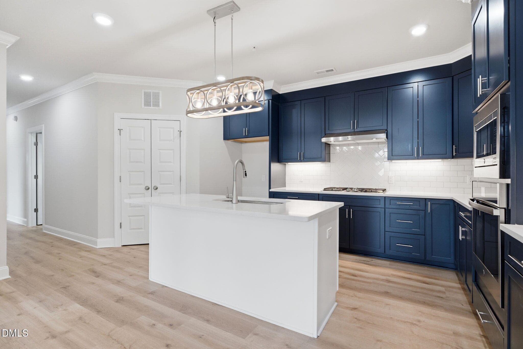 28-web-or-mls-dsc05503 - 1600 Gathering Park Circle 204, Cary, NC 27519, Cary