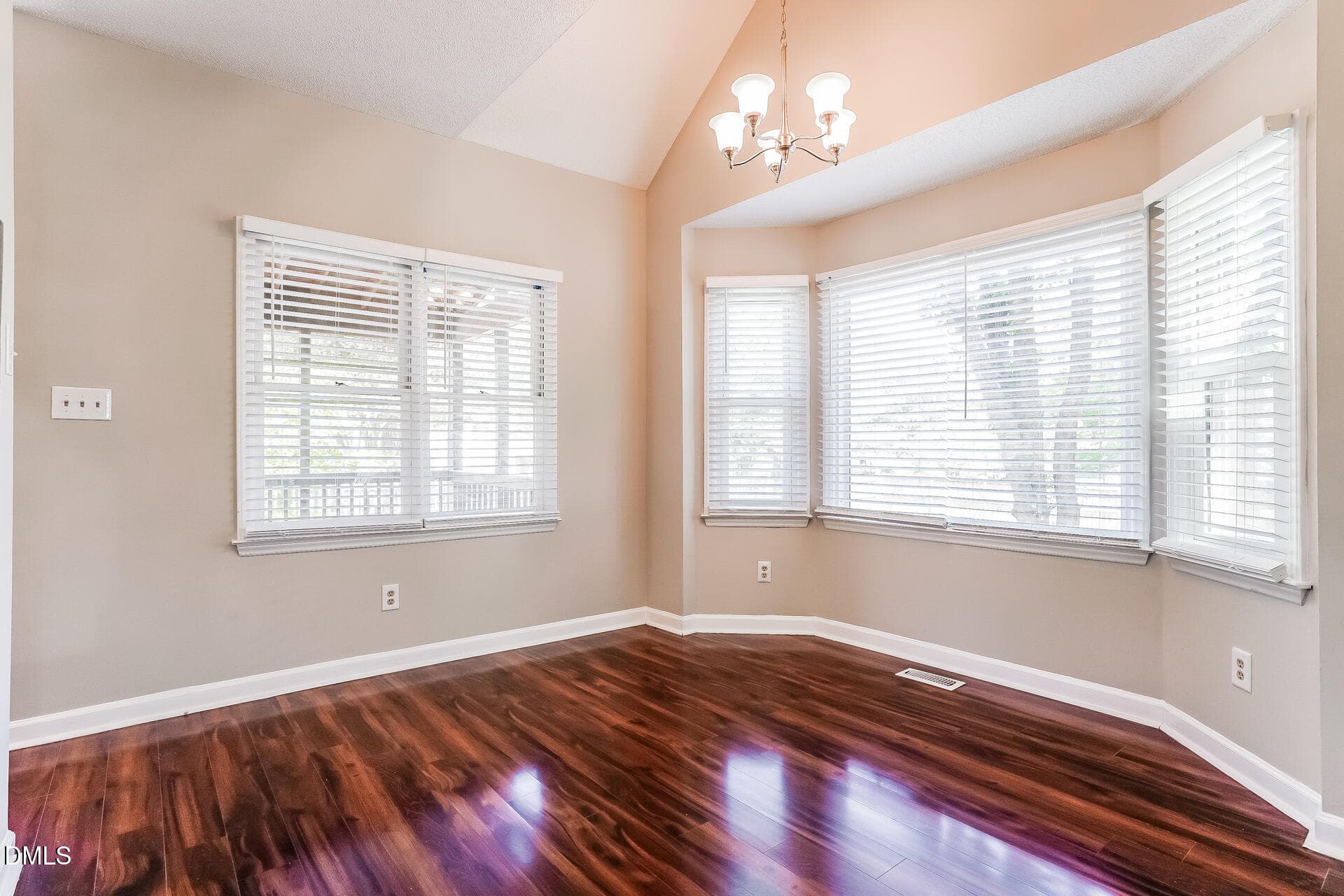 007-photo-dining-room-15337192 - 4209 Dinwiddie Court, Raleigh, NC 27604, Raleigh
