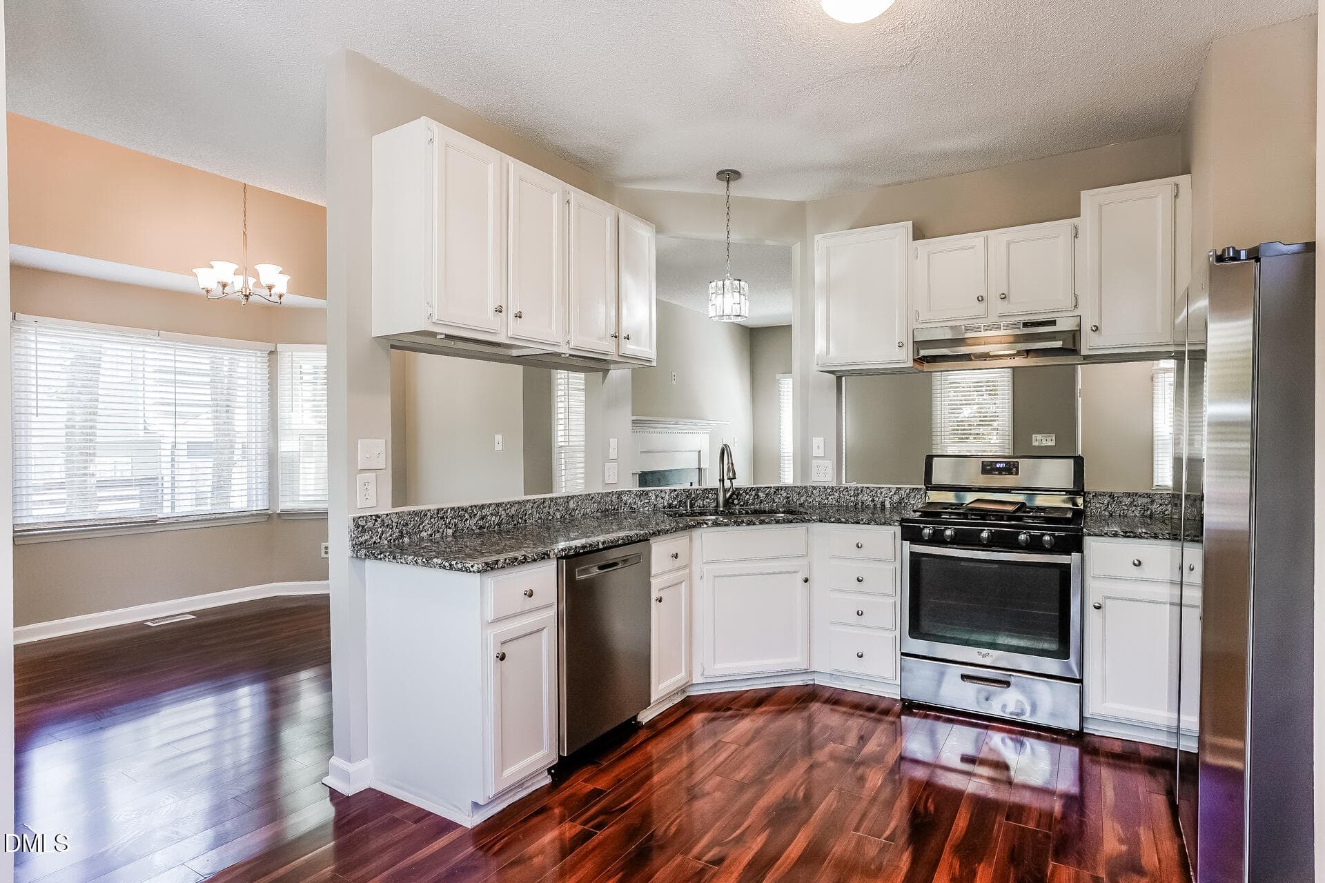 009-photo-kitchen-15337194 - 4209 Dinwiddie Court, Raleigh, NC 27604, Raleigh
