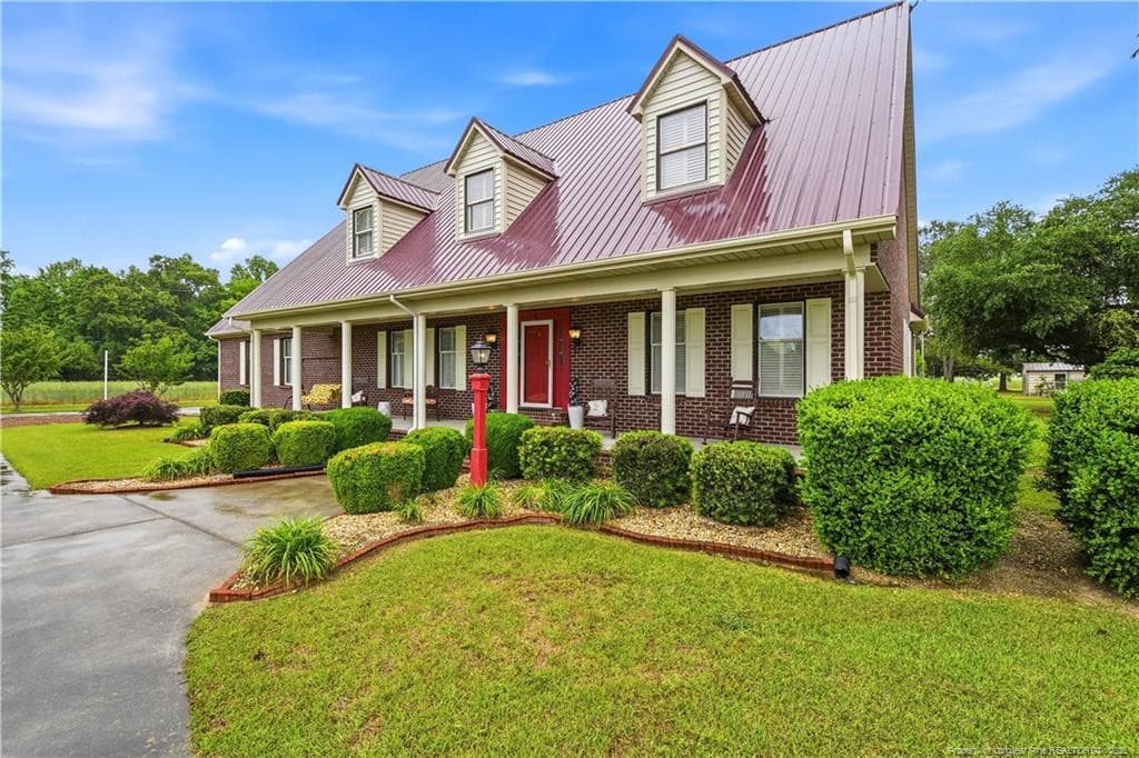Photo 5 - 2000 Moltonville Road, Clinton, NC 28328, Clinton