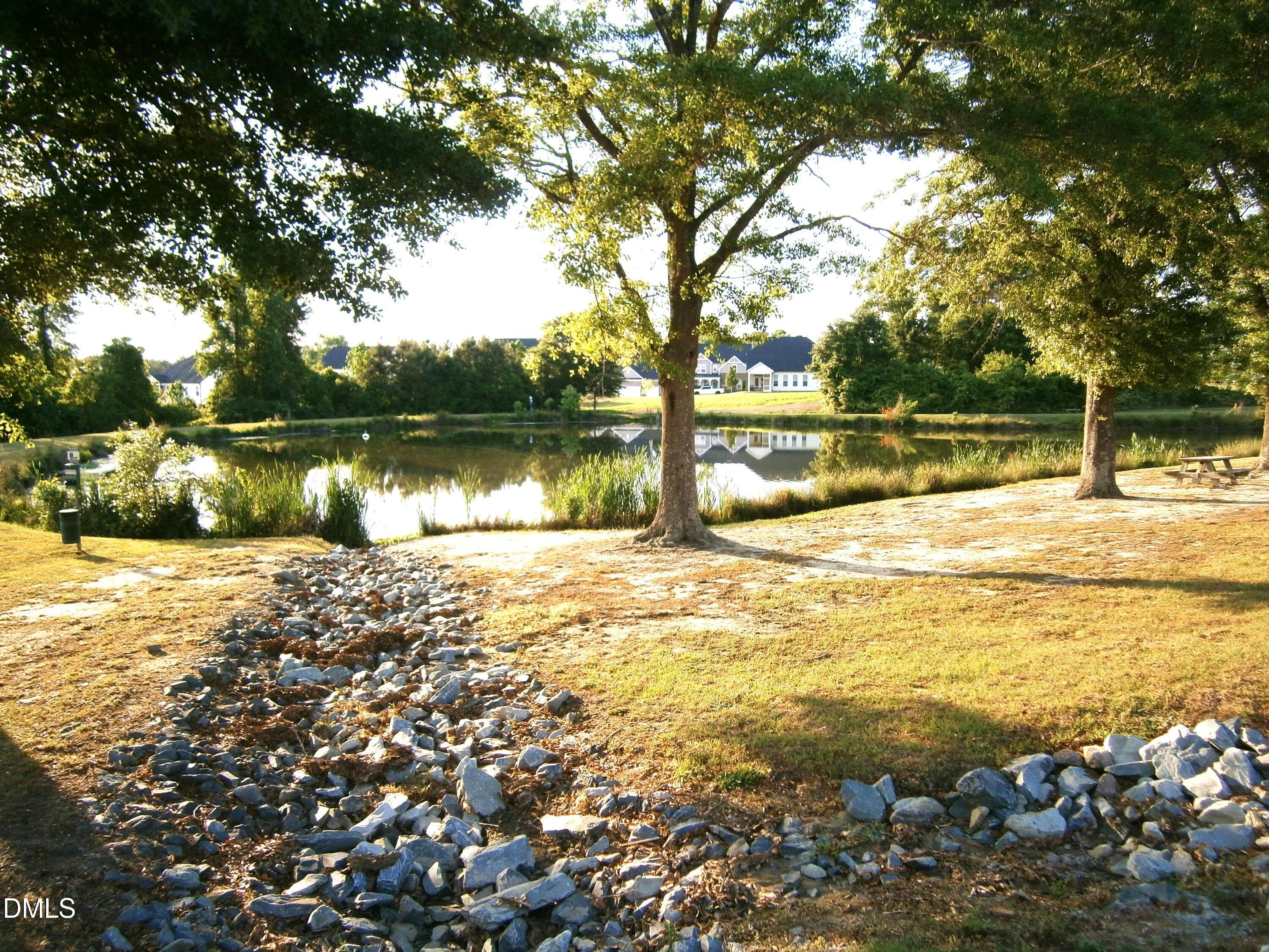 Catch-n-Release Pond - 138 Beverly Place, Four Oaks, NC 27524