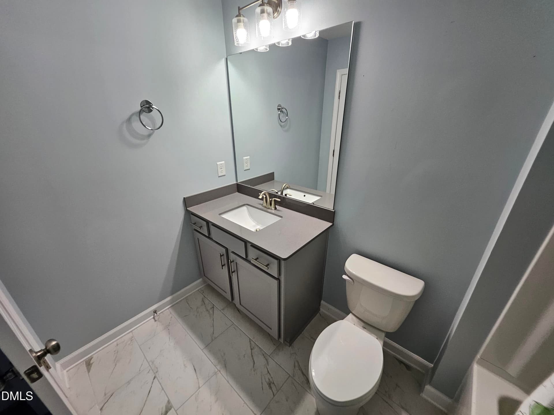 Guest Bathroom2 - 138 Beverly Place, Four Oaks, NC 27524