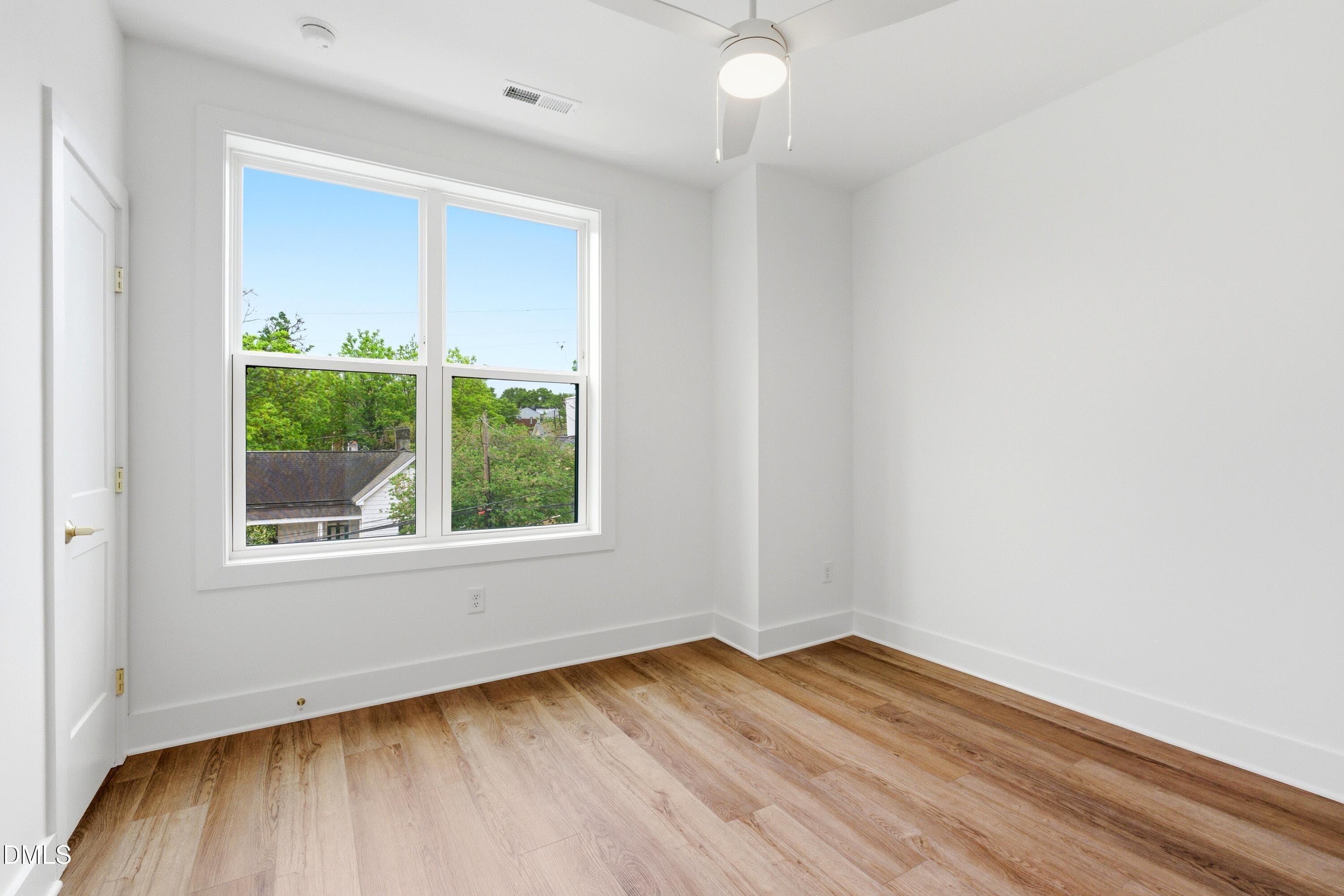 Secondary Bedroom Suite - 710 W North Street 102, Raleigh, NC 27603, Raleigh
