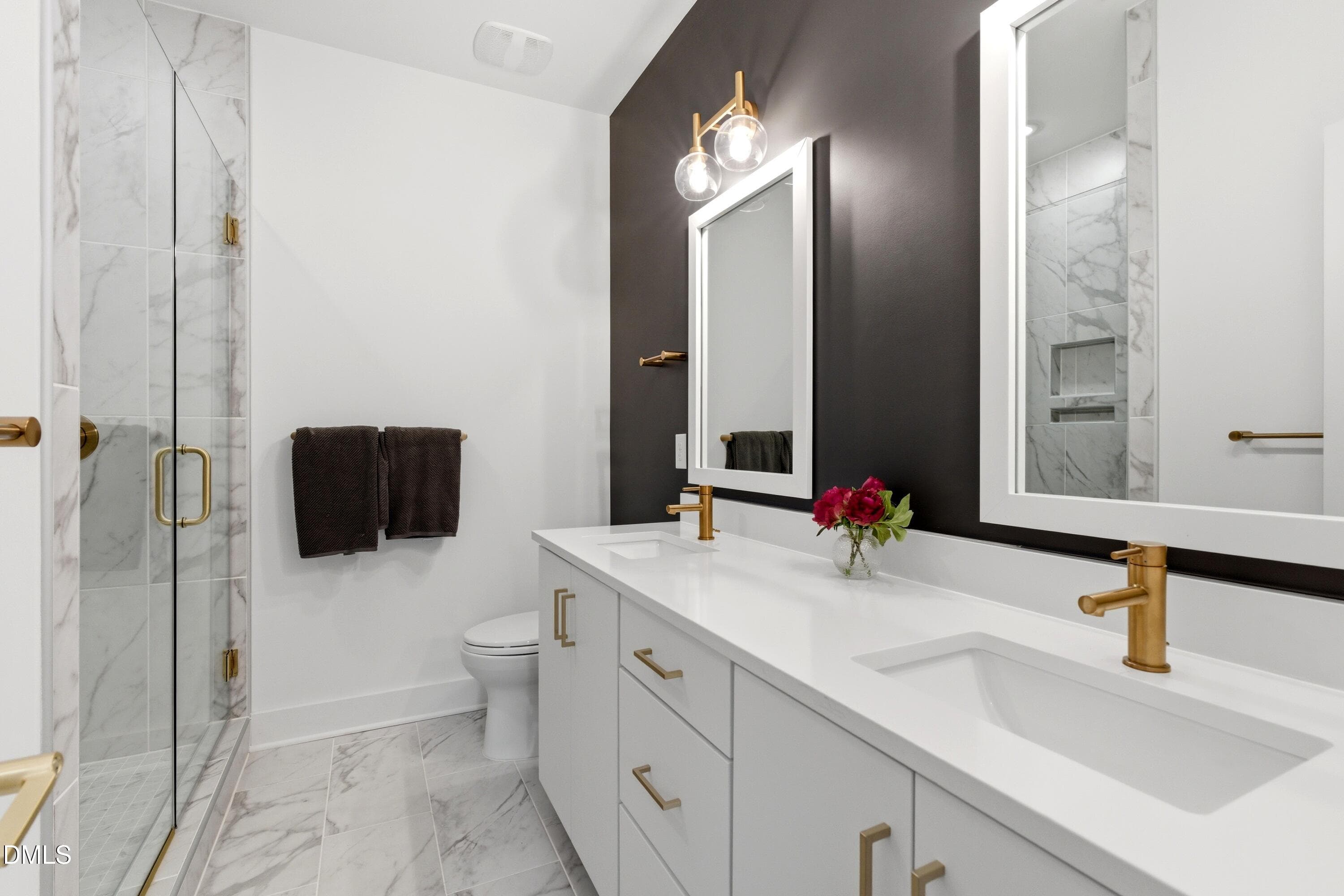 Primary Bathroom Suite - 710 W North Street 102, Raleigh, NC 27603, Raleigh