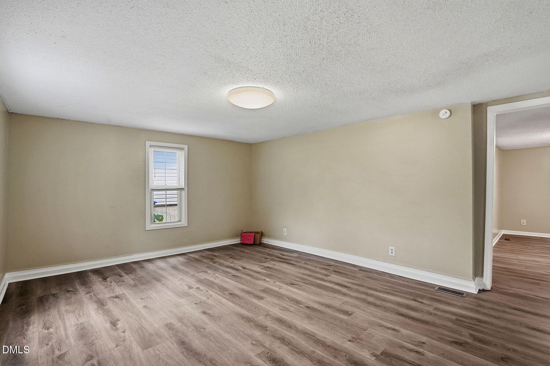 Living room - 204 W Hill Street, Benson, NC 27504