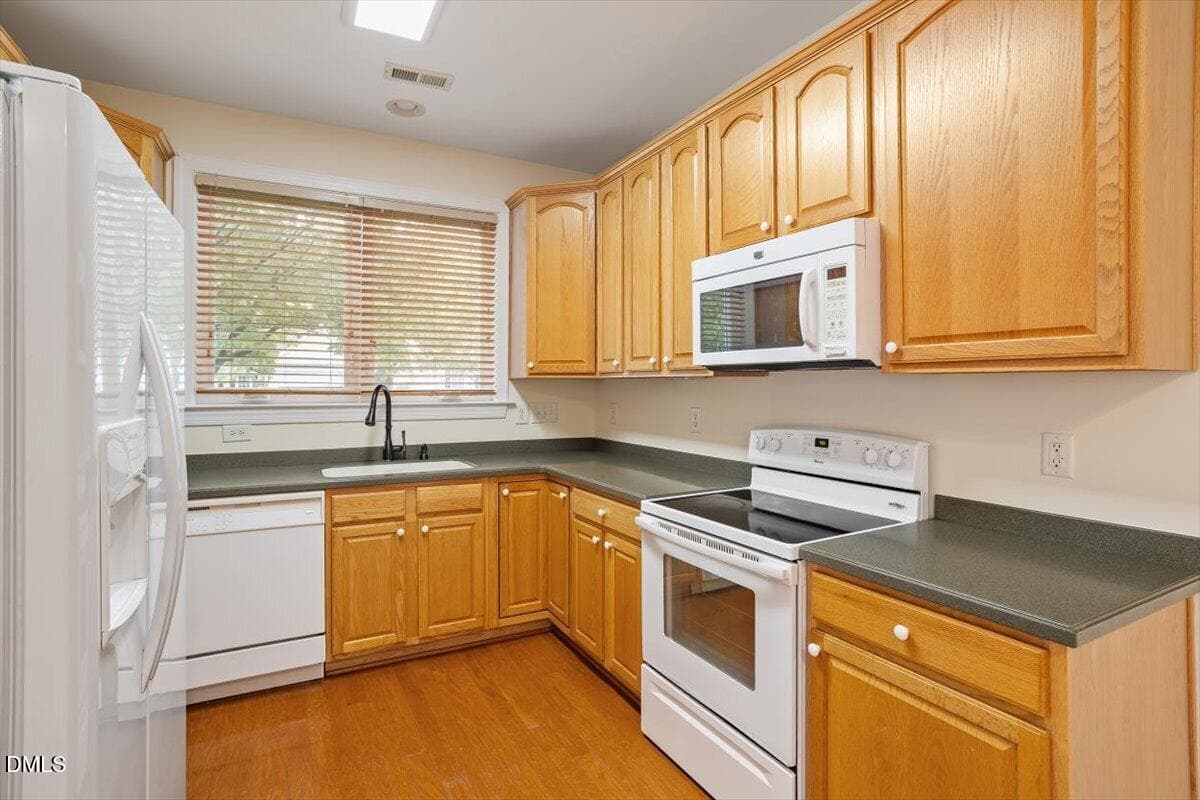 17-3005 Heritage Pines Dr [3024359]_16 - 3005 Heritage Pines Drive, Cary, NC 27519, Cary