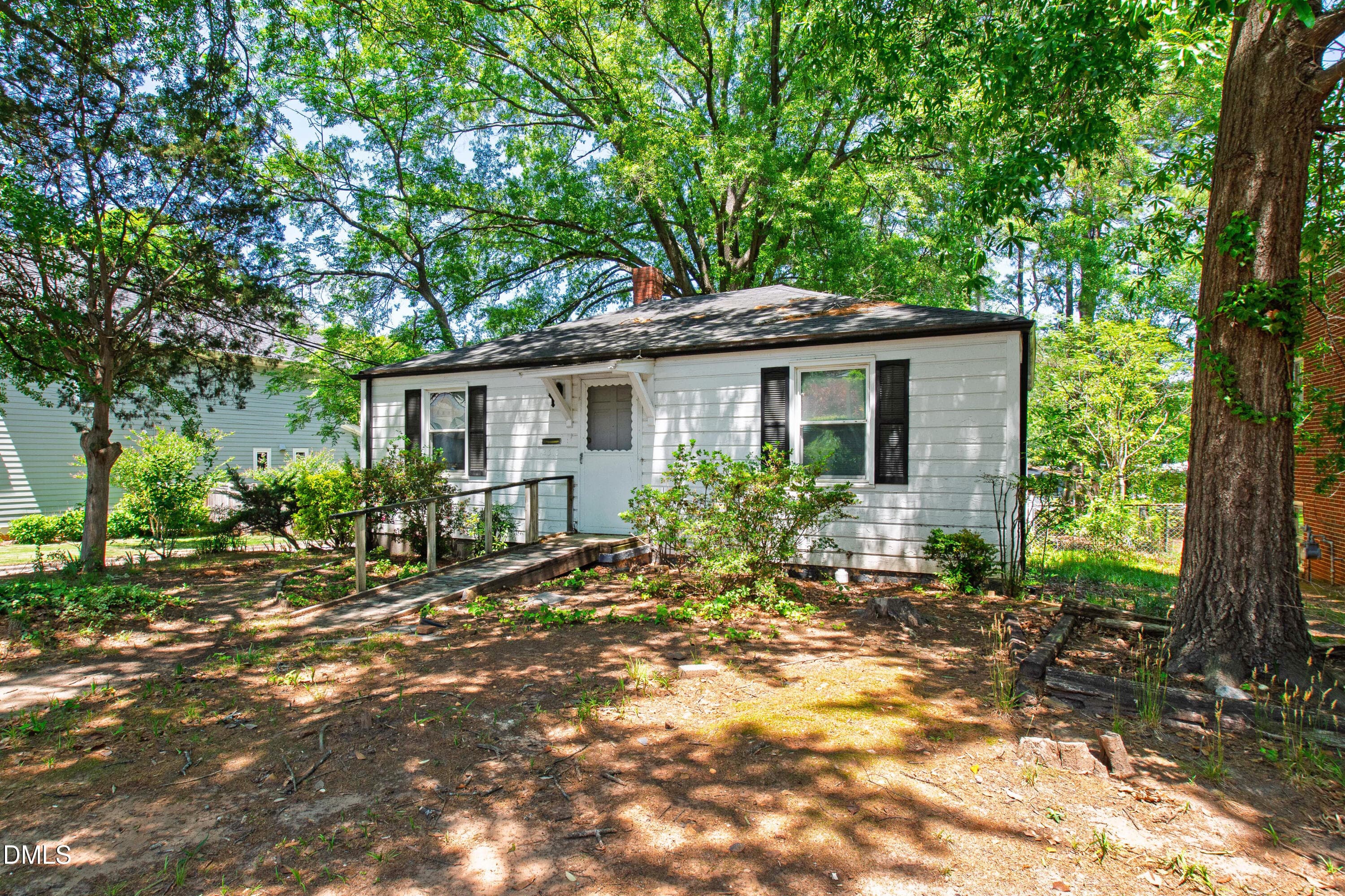 Bedford (28) - 2316 Bedford Avenue, Raleigh, NC 27607, Raleigh