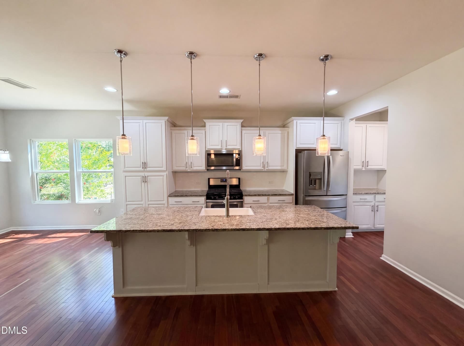 listing_1 - 604 Rockbank Loop, Wendell, NC 27591