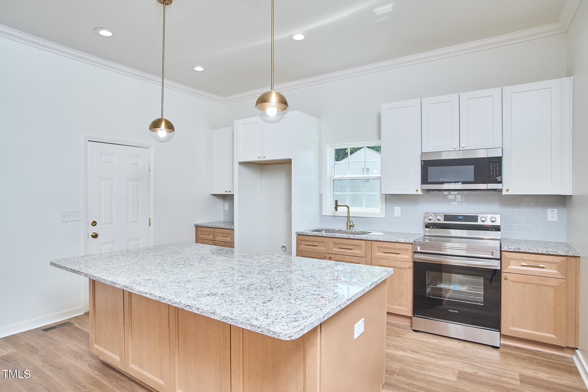 021 - 808 Eva Street, Durham, NC 27701, Durham