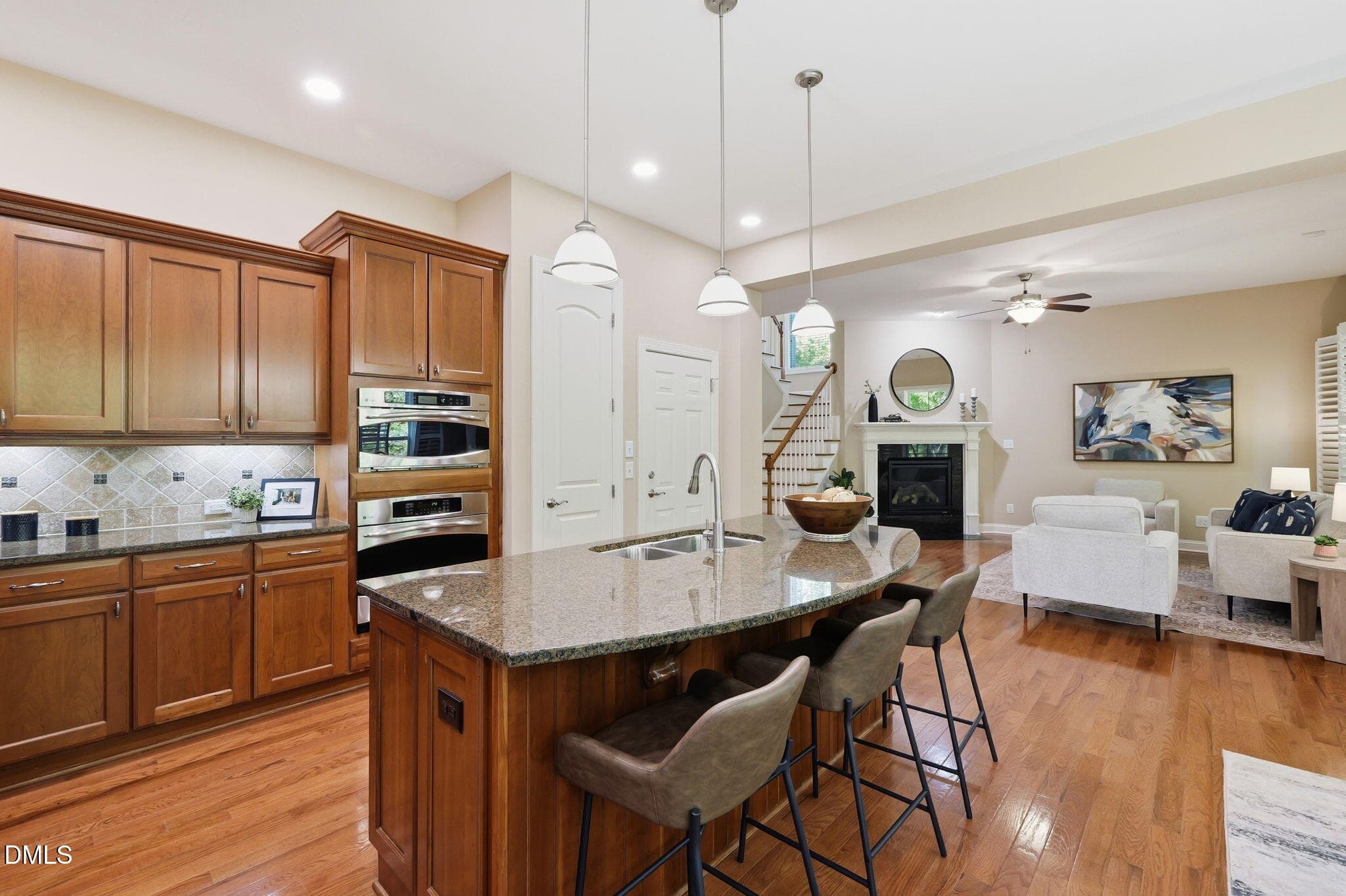 29-web-or-mls-P1123594 - 804 Long Meadows Road, Chapel Hill, NC 27516, Chapel Hill