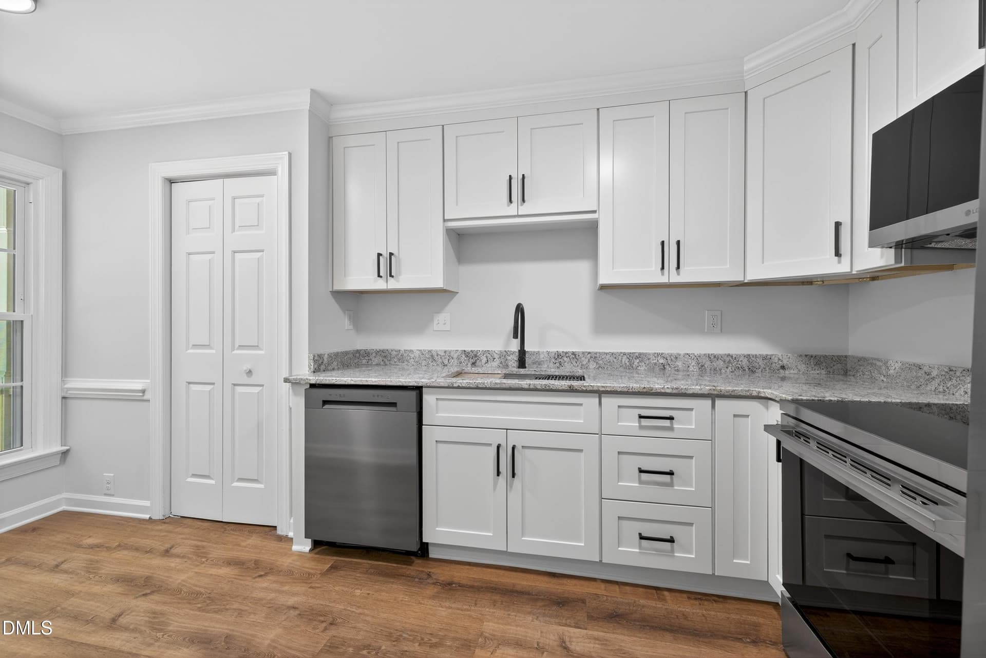 New Kitchen - 109 Sanair Court, Apex, NC 27502