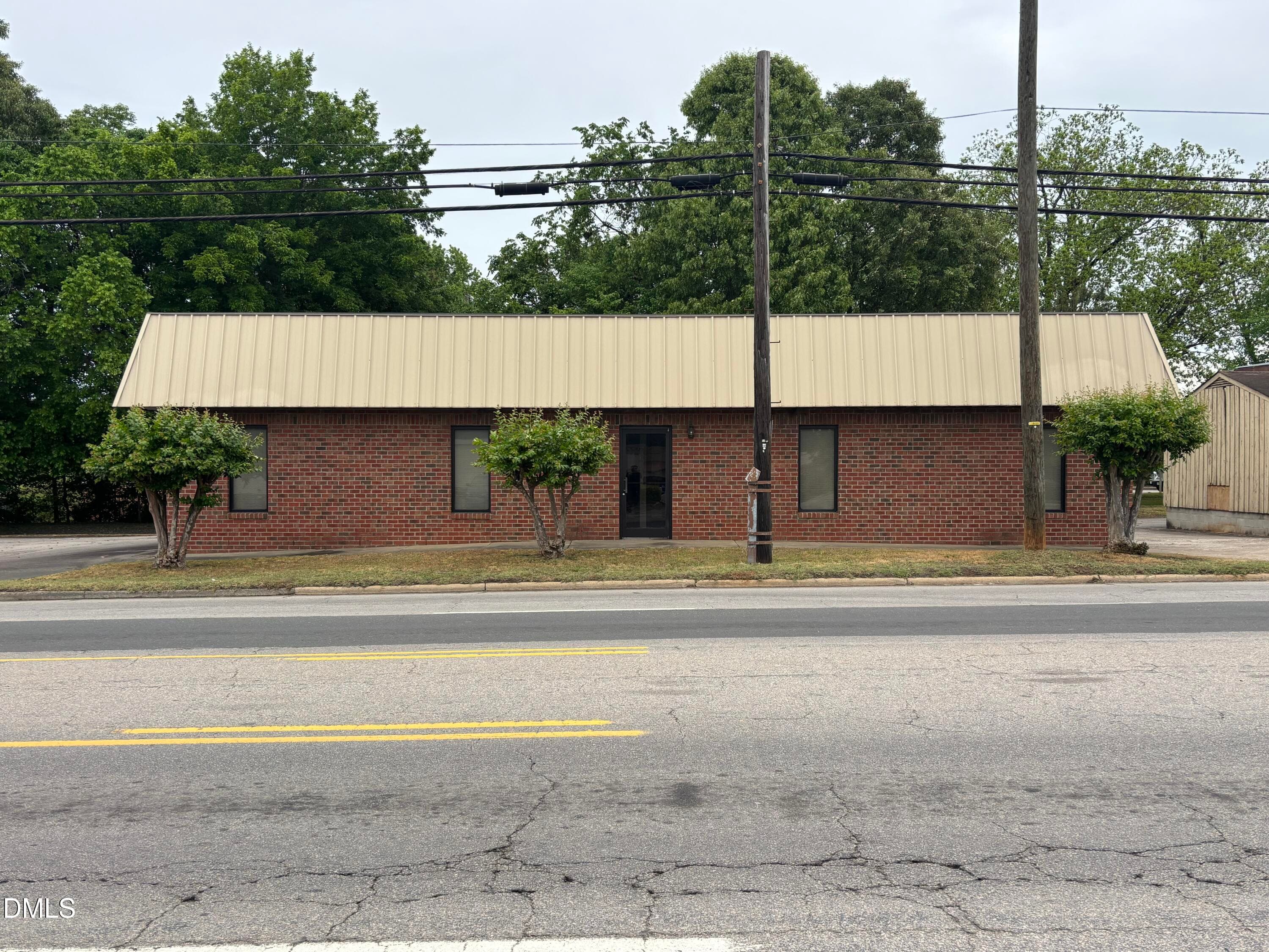 1320-1322 Dabney Drive, Henderson, NC 27536