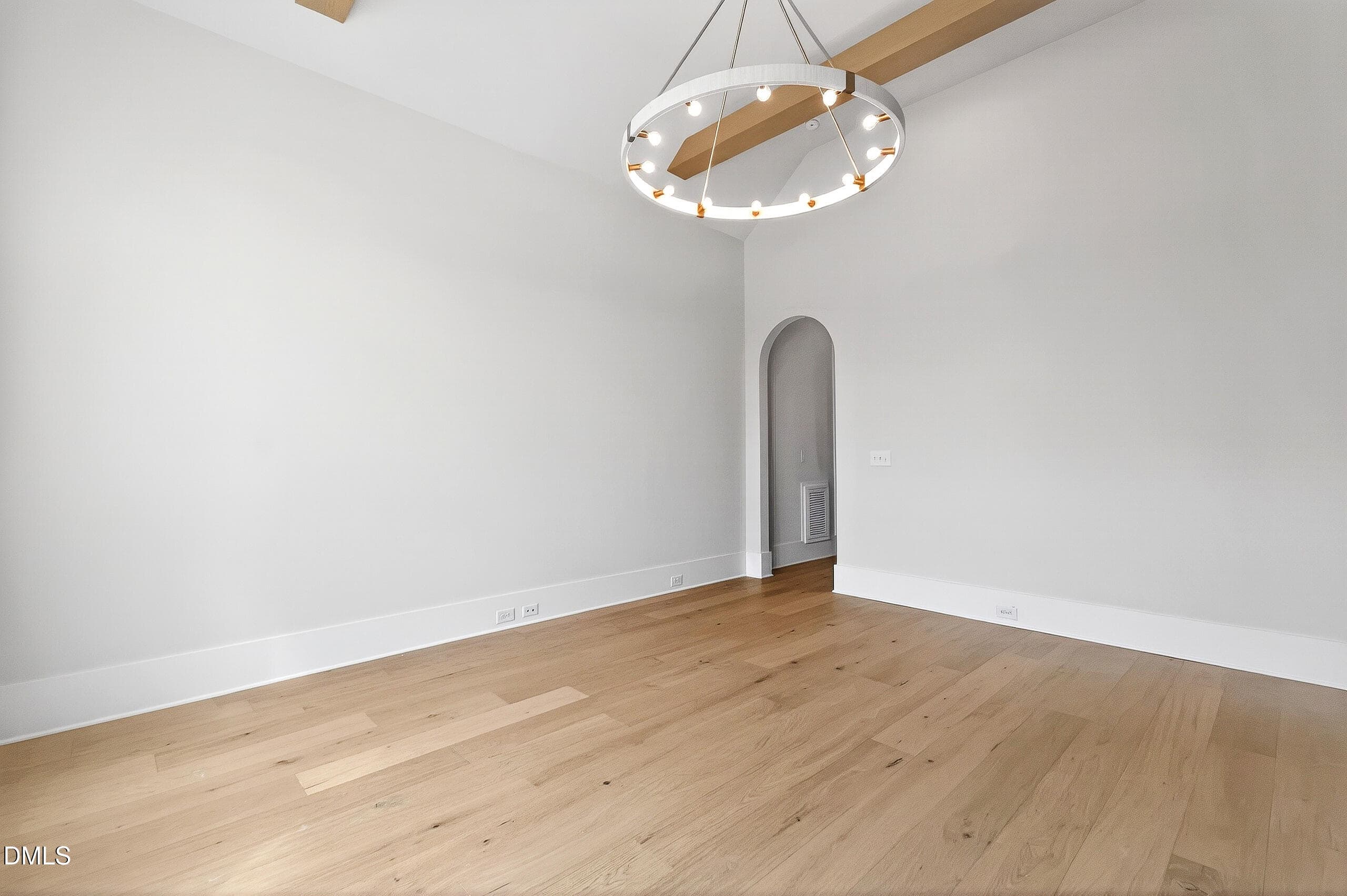 Carriage (71) - 688 Lynch Road, Selma, NC 27576