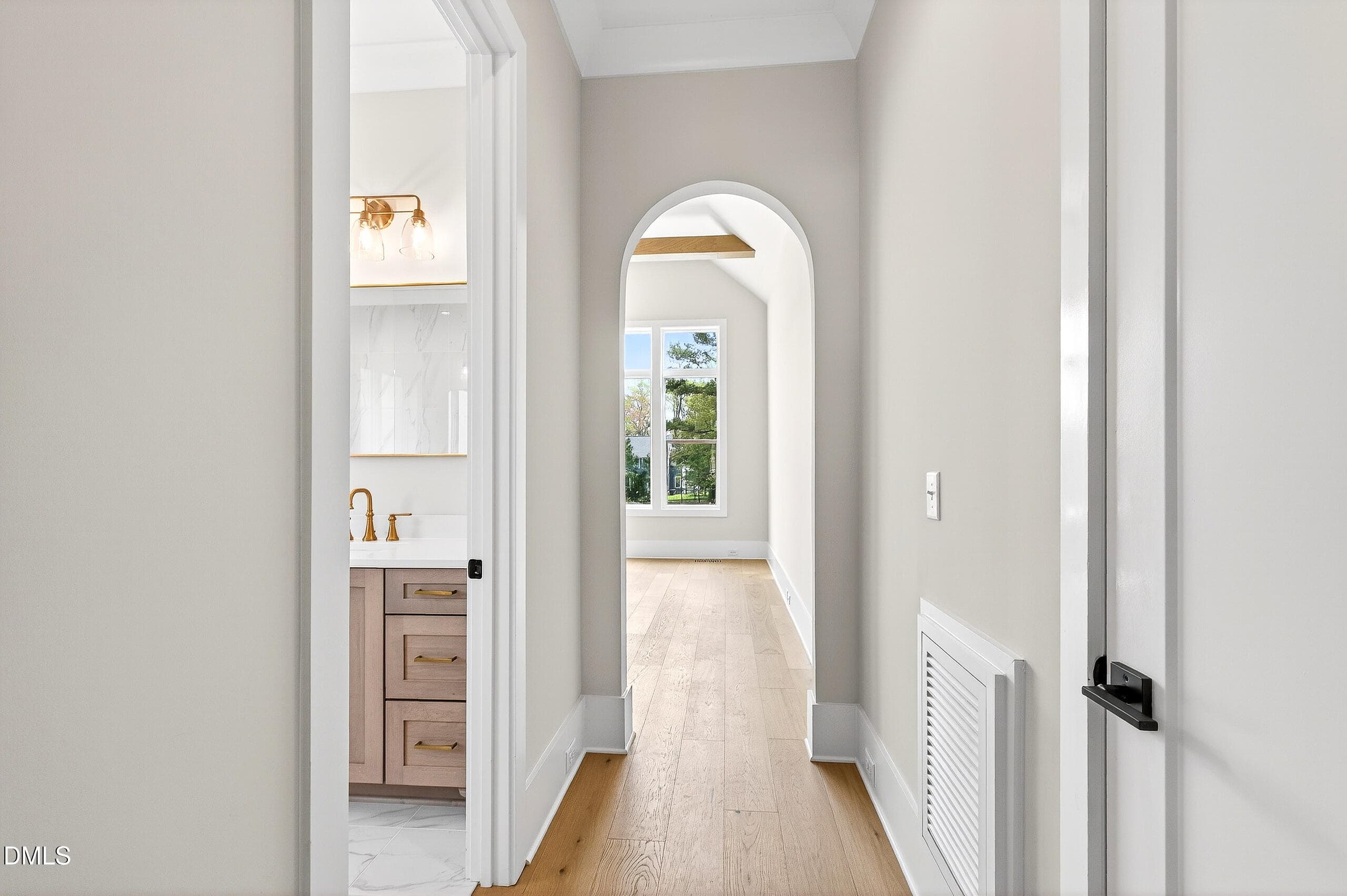 Carriage (68) - 688 Lynch Road, Selma, NC 27576