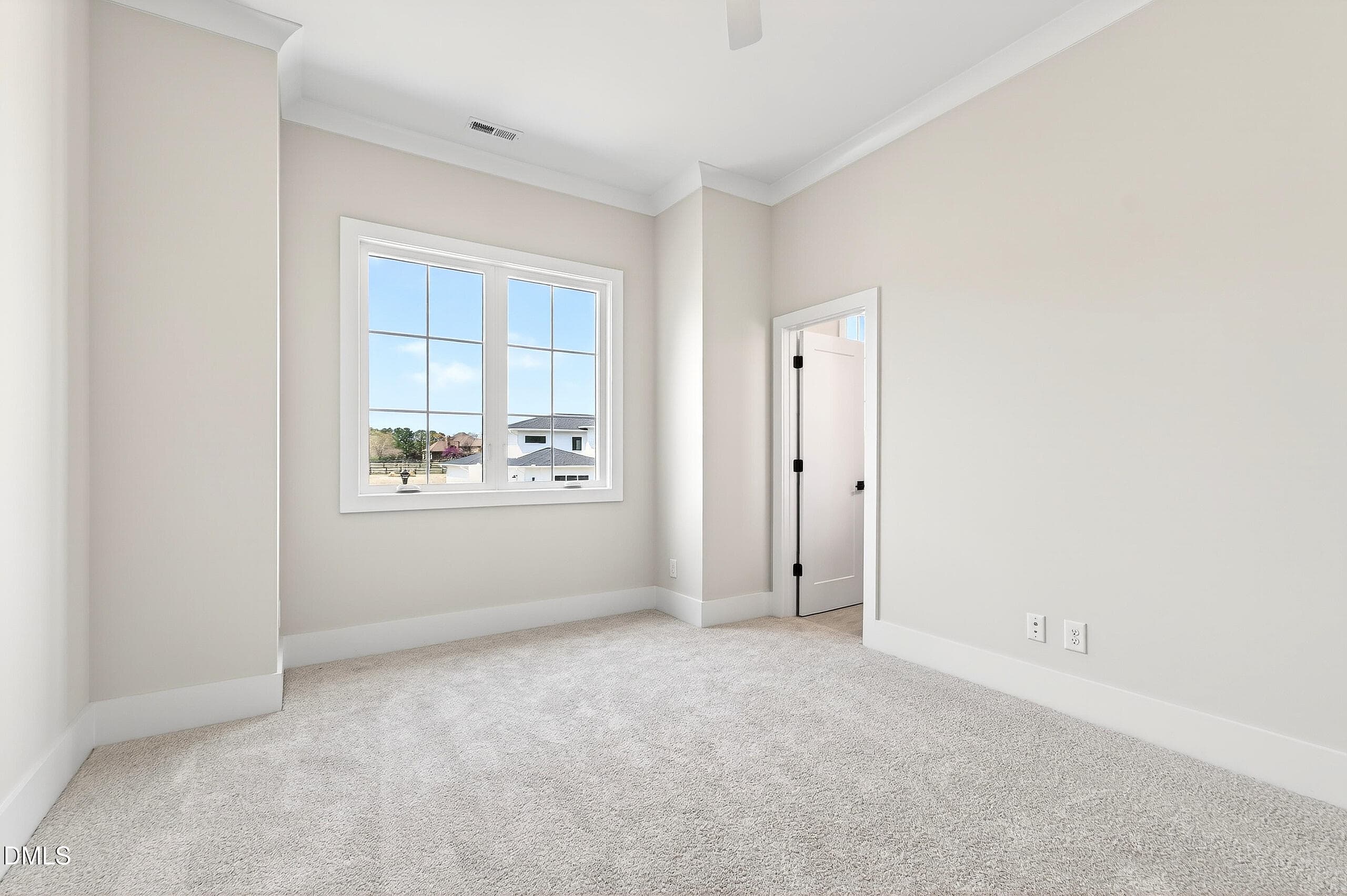 Carriage (109) - 688 Lynch Road, Selma, NC 27576