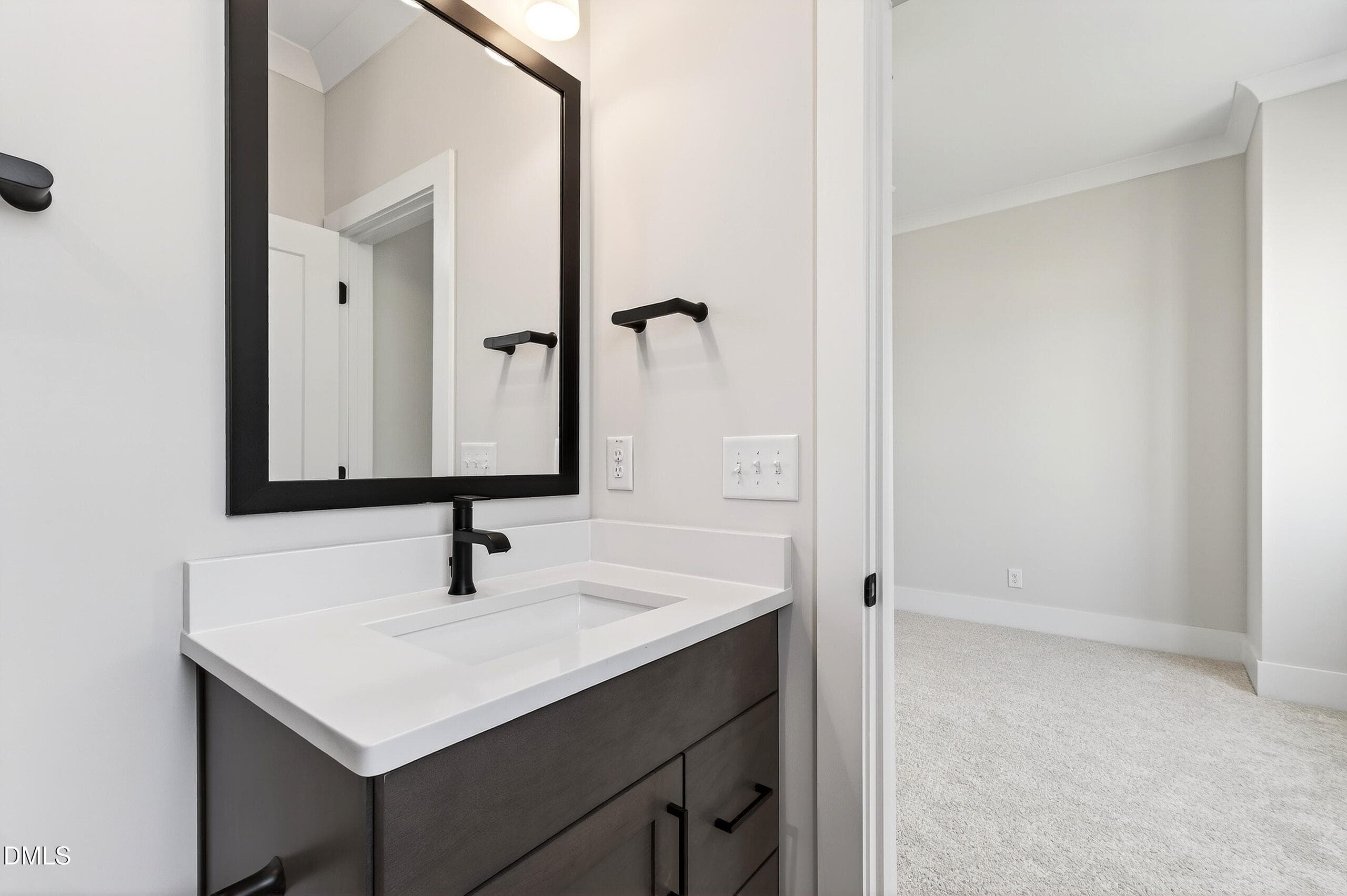 Carriage (112) - 688 Lynch Road, Selma, NC 27576