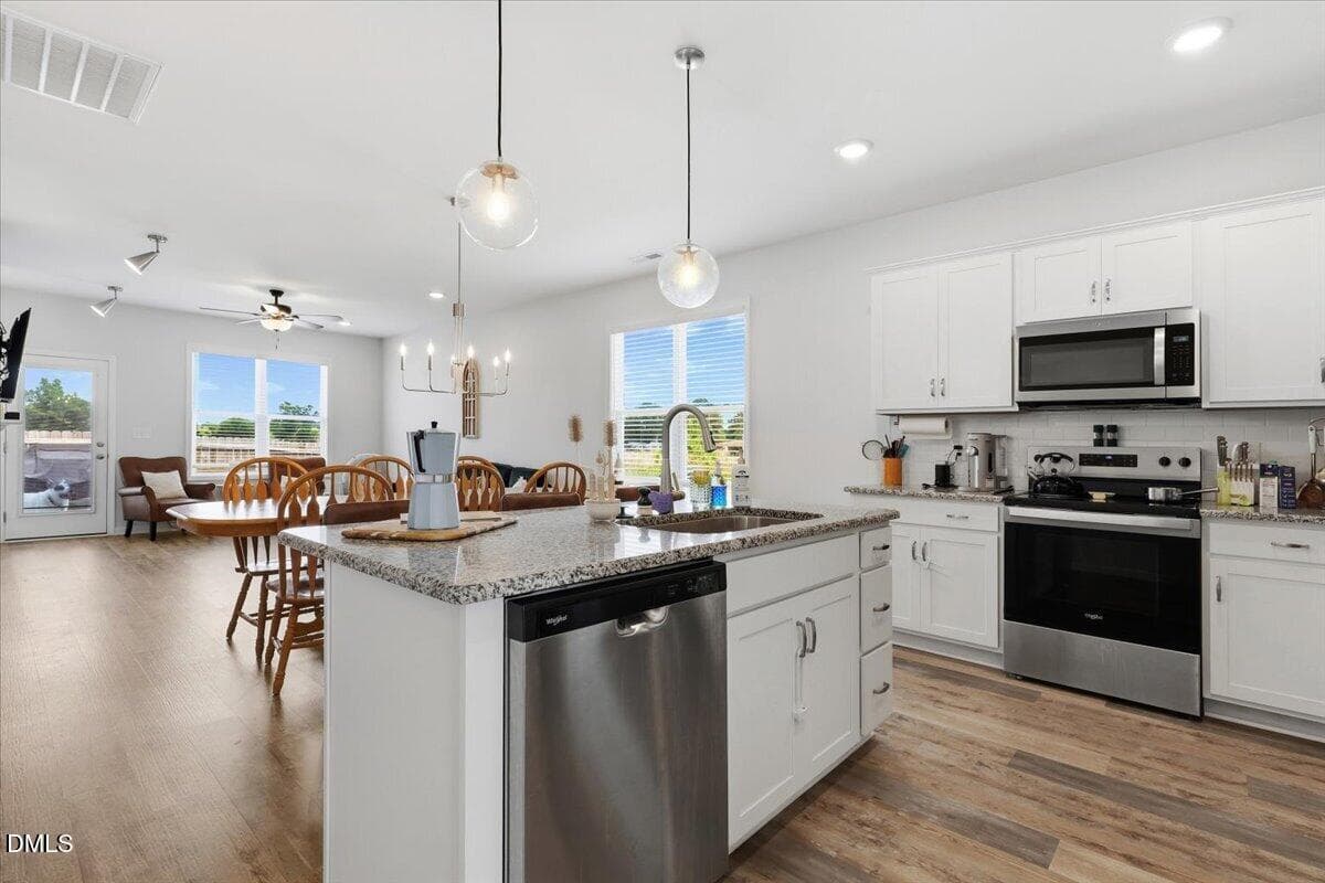 kitchen - 619 Sturgeon Street, Smithfield, NC 27577