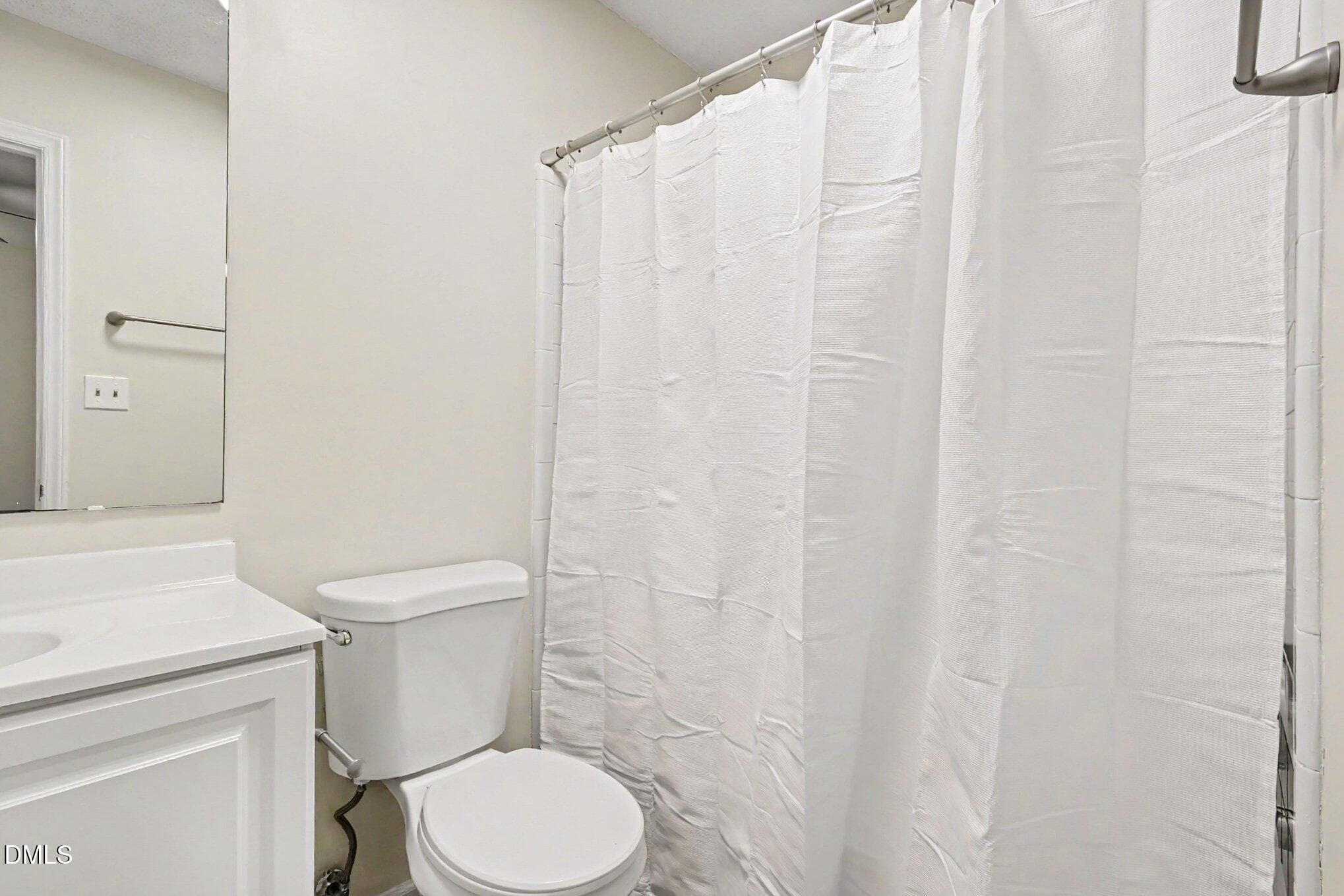 025_file_8379 - 6509 English Oaks Drive, Raleigh, NC 27615, Raleigh