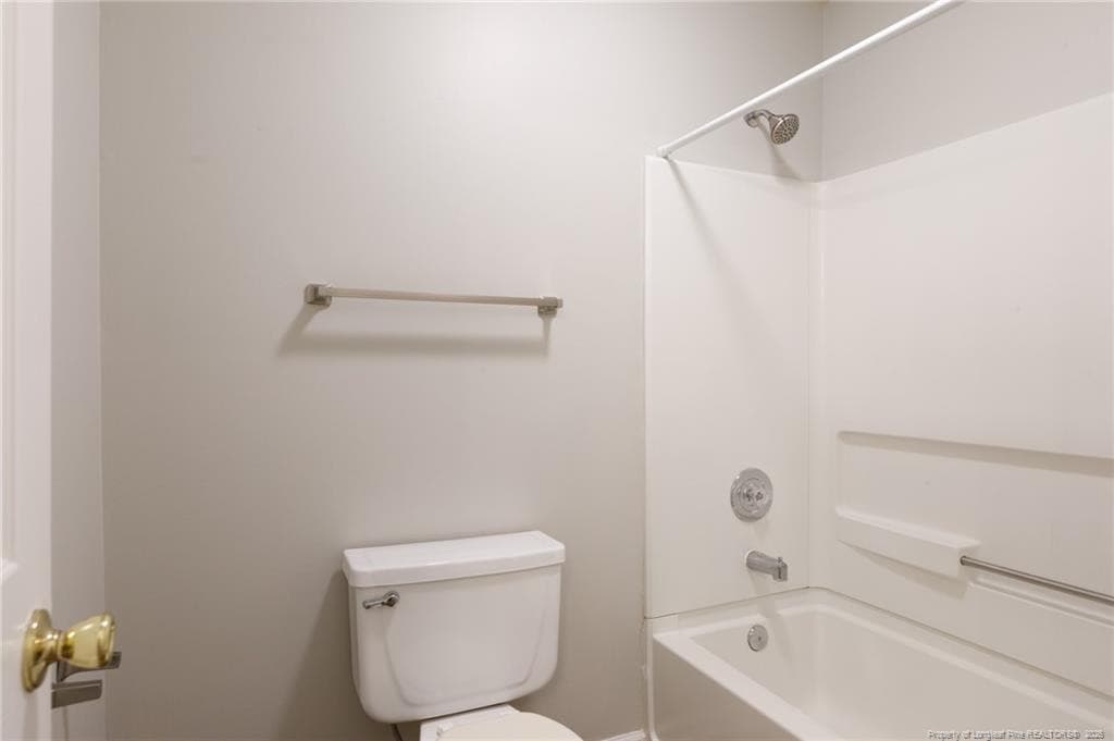 Photo 10 - 2591 Gotts Lane, Fayetteville, NC 28306, Fayetteville