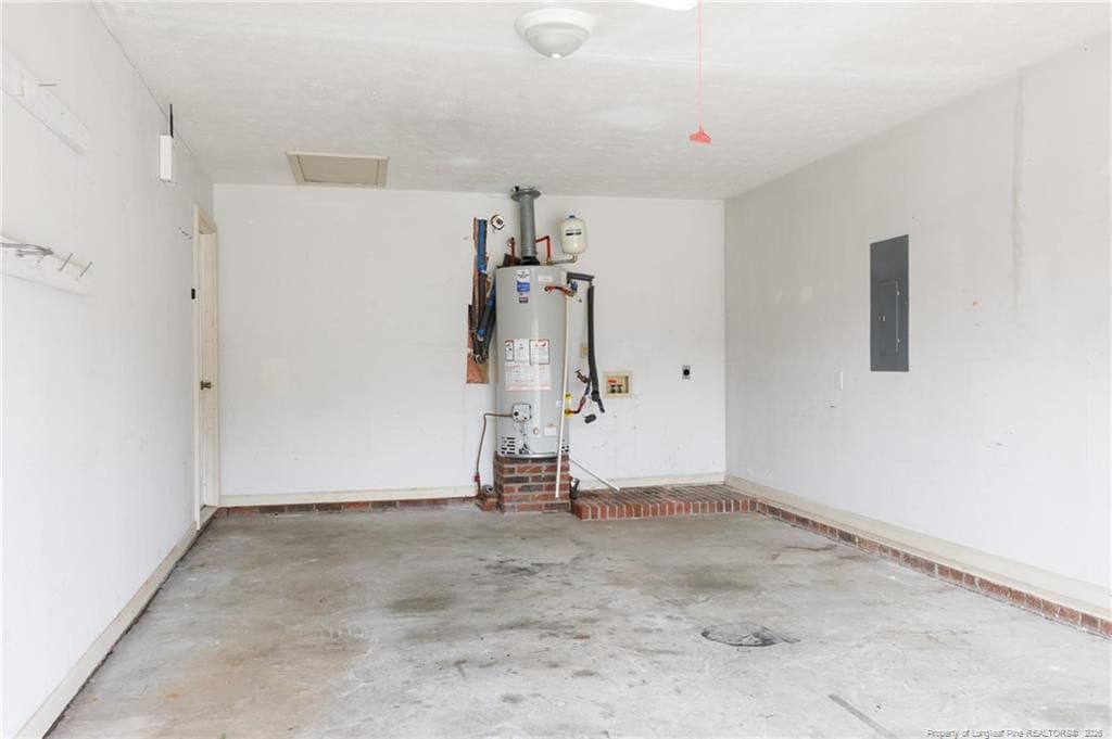Photo 12 - 2591 Gotts Lane, Fayetteville, NC 28306, Fayetteville