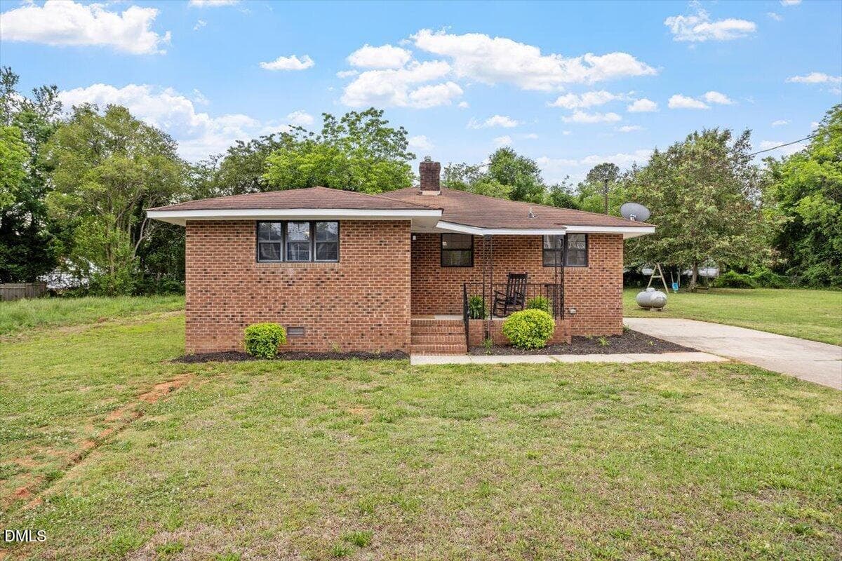 Street View - 424 Como Drive, Raleigh, NC 27610, Raleigh