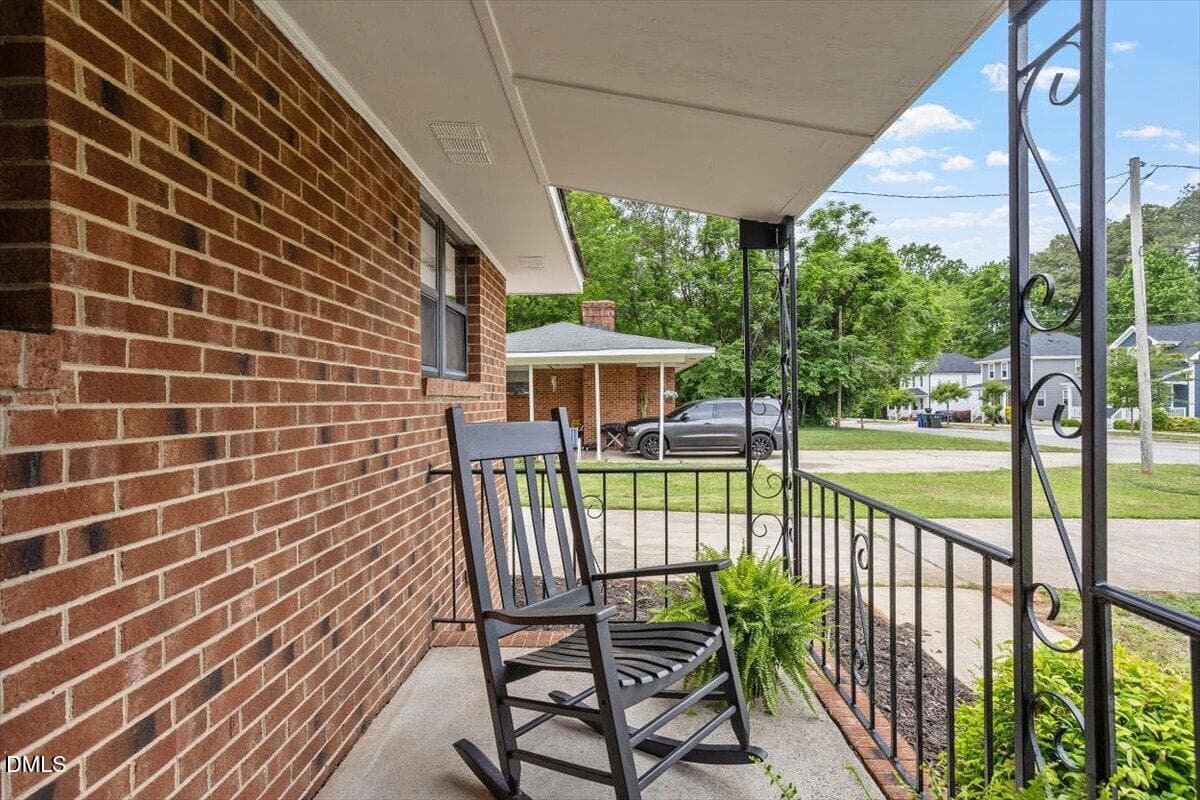 Rock to Relax - 424 Como Drive, Raleigh, NC 27610, Raleigh