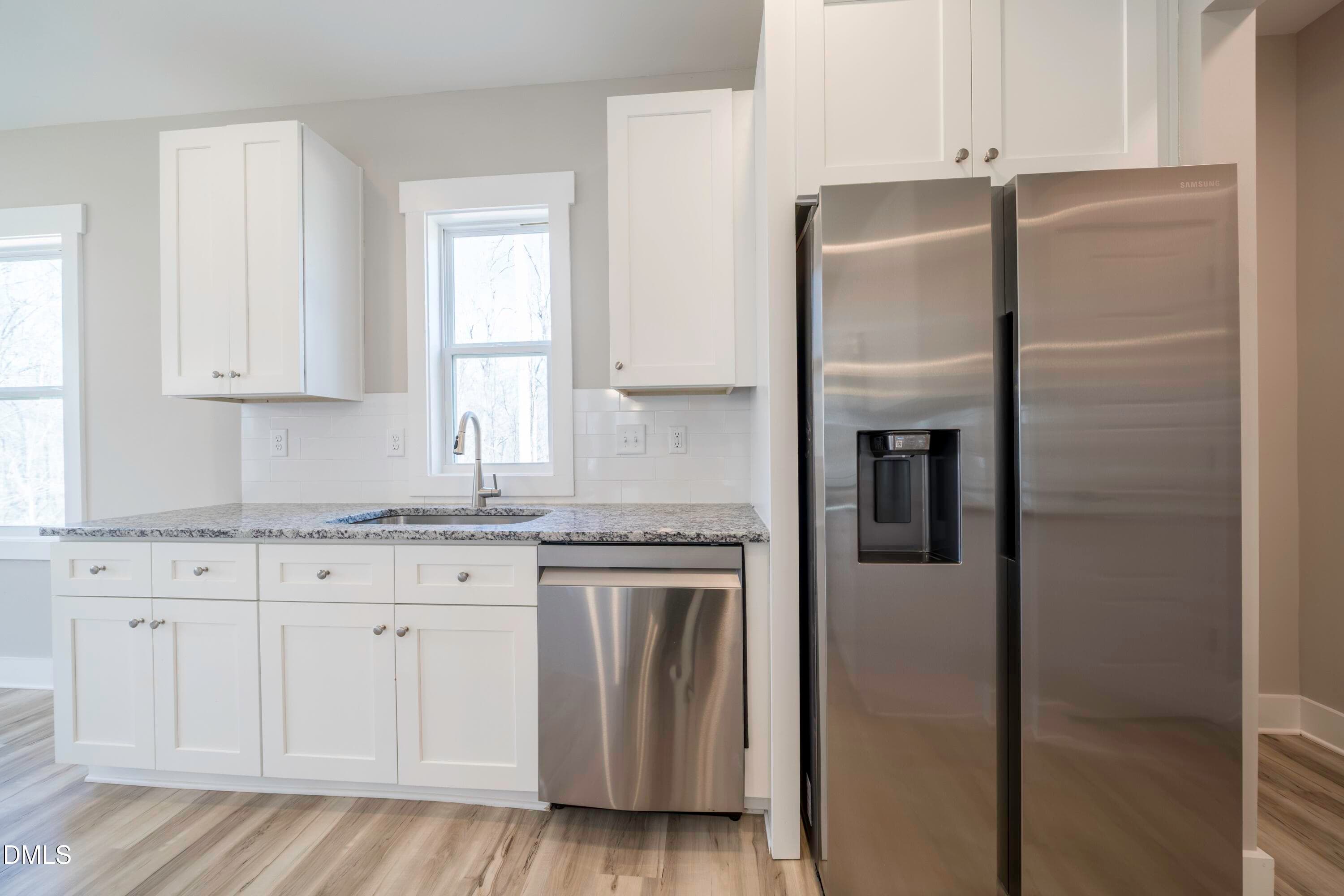 Kitchen - 918 N Bickett Boulevard, Louisburg, NC 27549, Louisburg