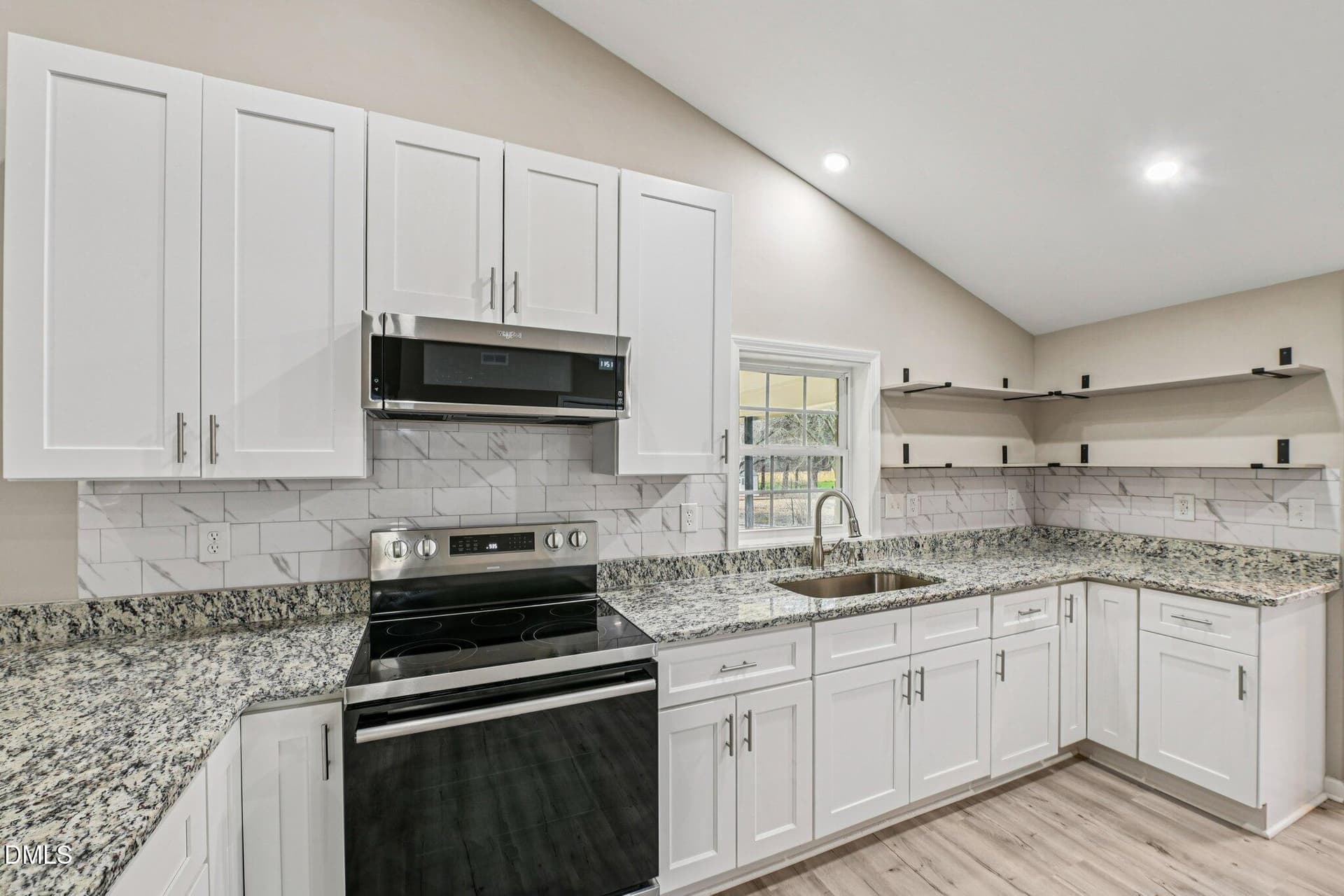 16-web-or-mls-W Allen St-S2802-016 - 117 W Allen Street, Four Oaks, NC 27524
