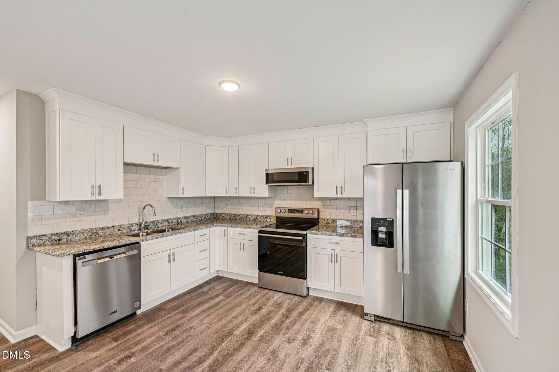 21-web-or-mls-W Allen St-S2802-021 - 117 W Allen Street, Four Oaks, NC 27524