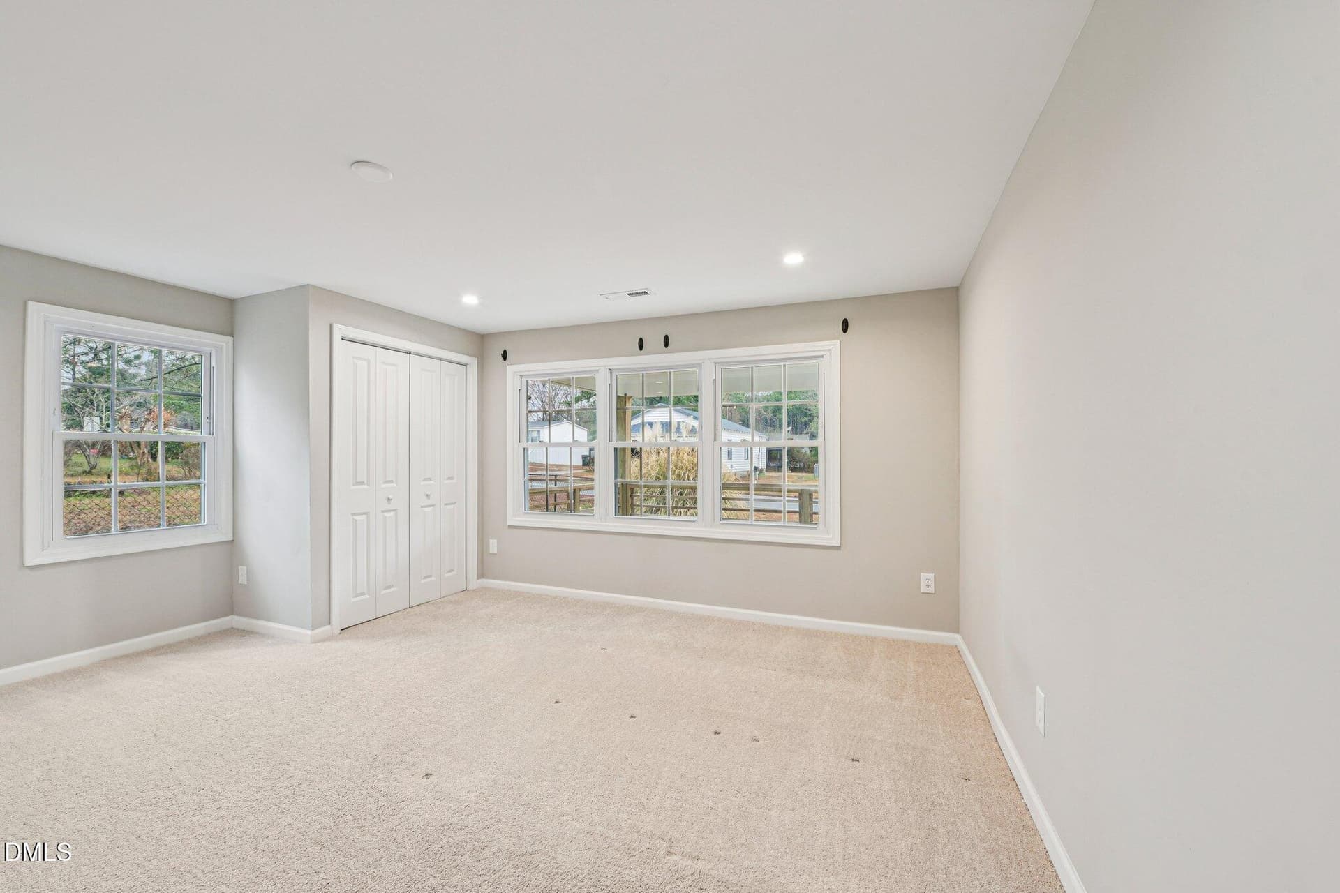 28-web-or-mls-W Allen St-S2802-028 - 117 W Allen Street, Four Oaks, NC 27524
