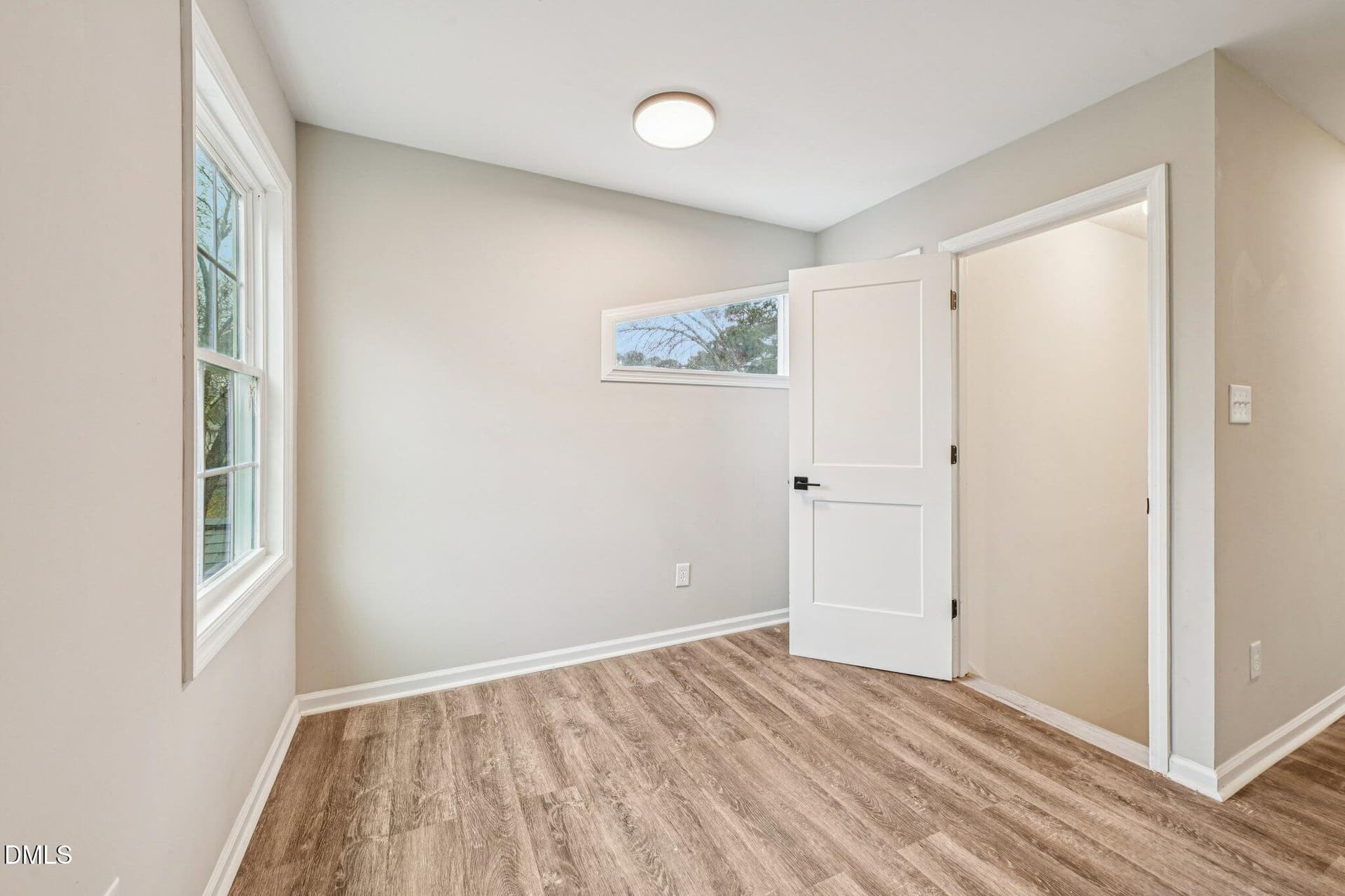 39-web-or-mls-W Allen St-S2802-039 - 117 W Allen Street, Four Oaks, NC 27524
