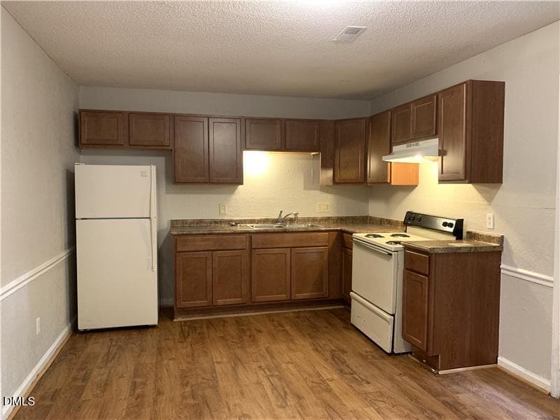image (36) - 1427 Cherrycrest Drive, Durham, NC 27704