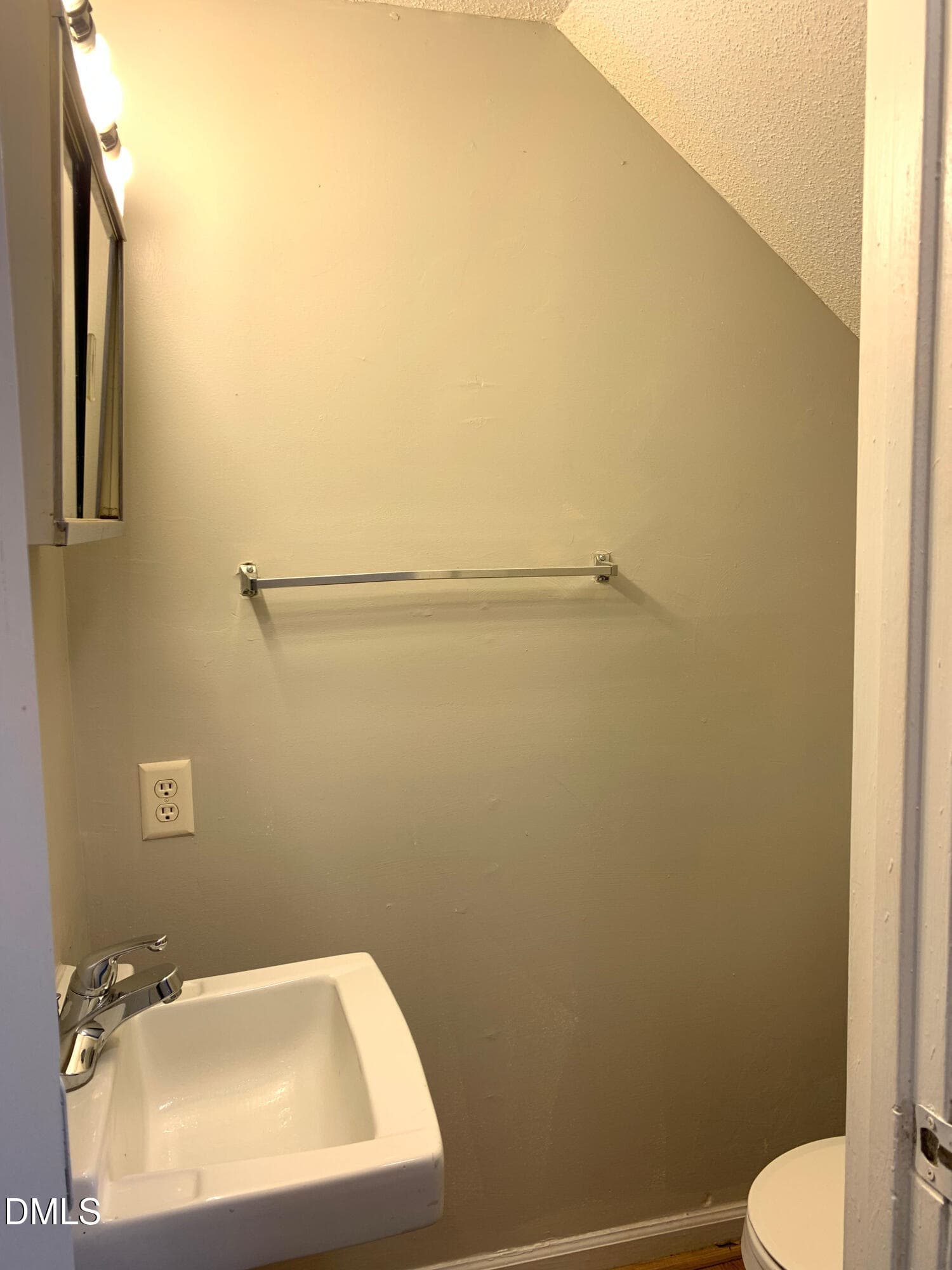 image (40) - 1427 Cherrycrest Drive, Durham, NC 27704