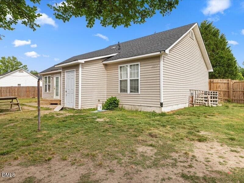 34-113 Shadow Bend Ln - 113 Shadow Bend Lane, Selma, NC 27576