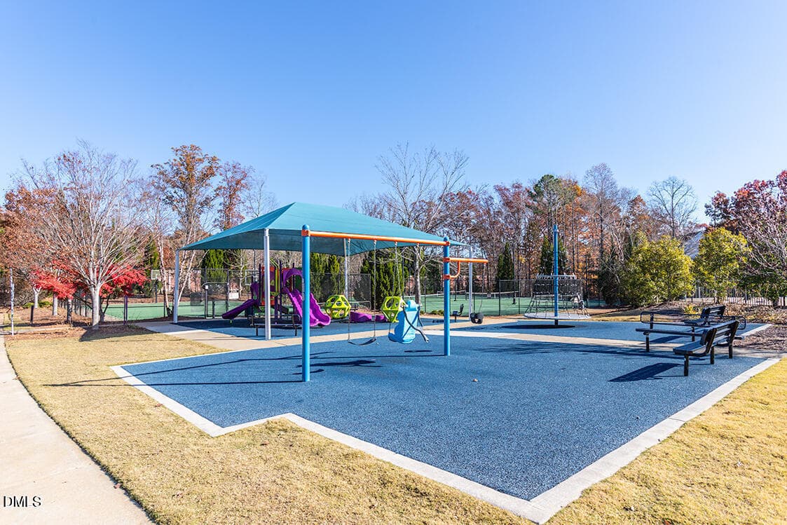 20251121062649001609000000-o - 102 Ransomwood Drive, Apex, NC 27539