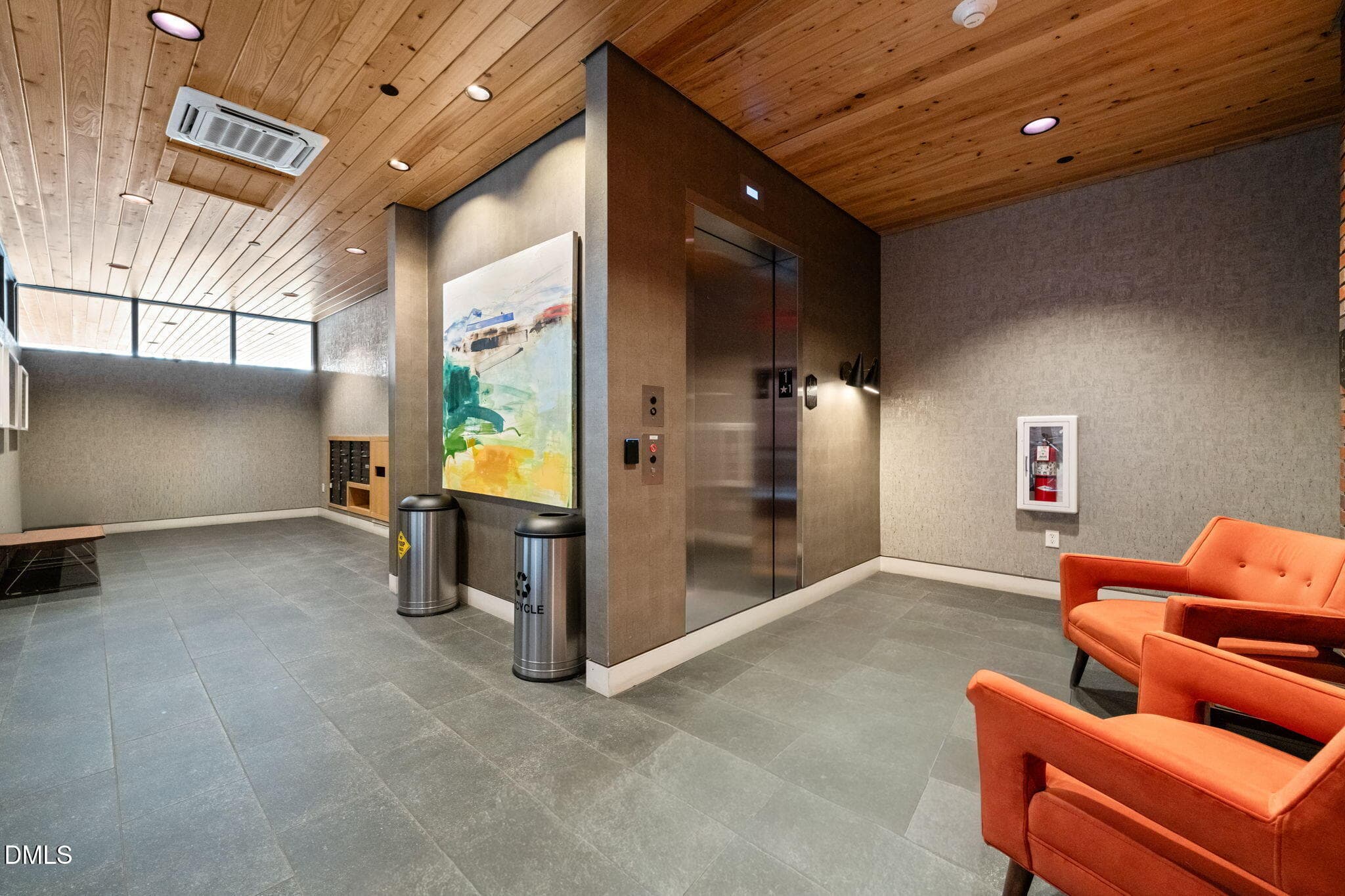 47-web-or-mls-18-web-or-mls-38-web-or-ml - 1105 W Main Street Unit 304, Durham, NC 27701, Durham