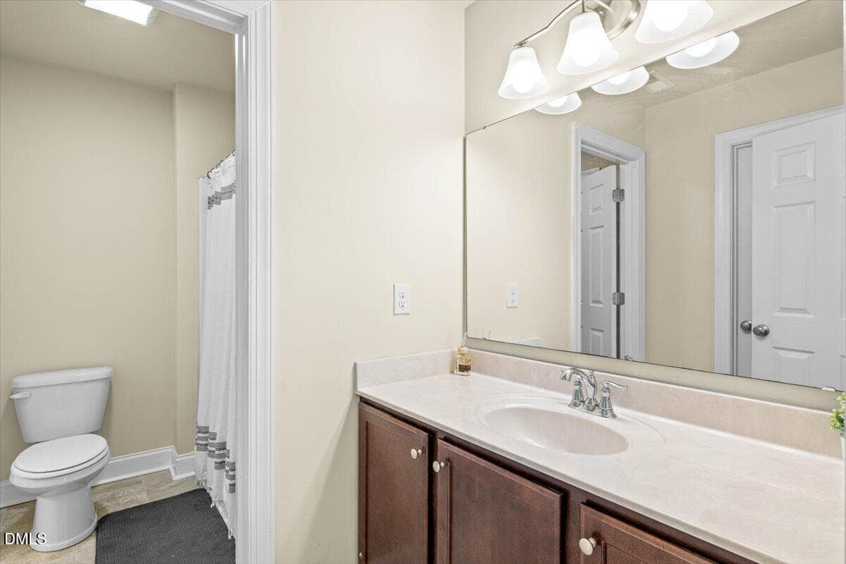 Jack and Jill Bathroom - 704 Haw River Hopedale Road, Burlington, NC 27217, Burlington