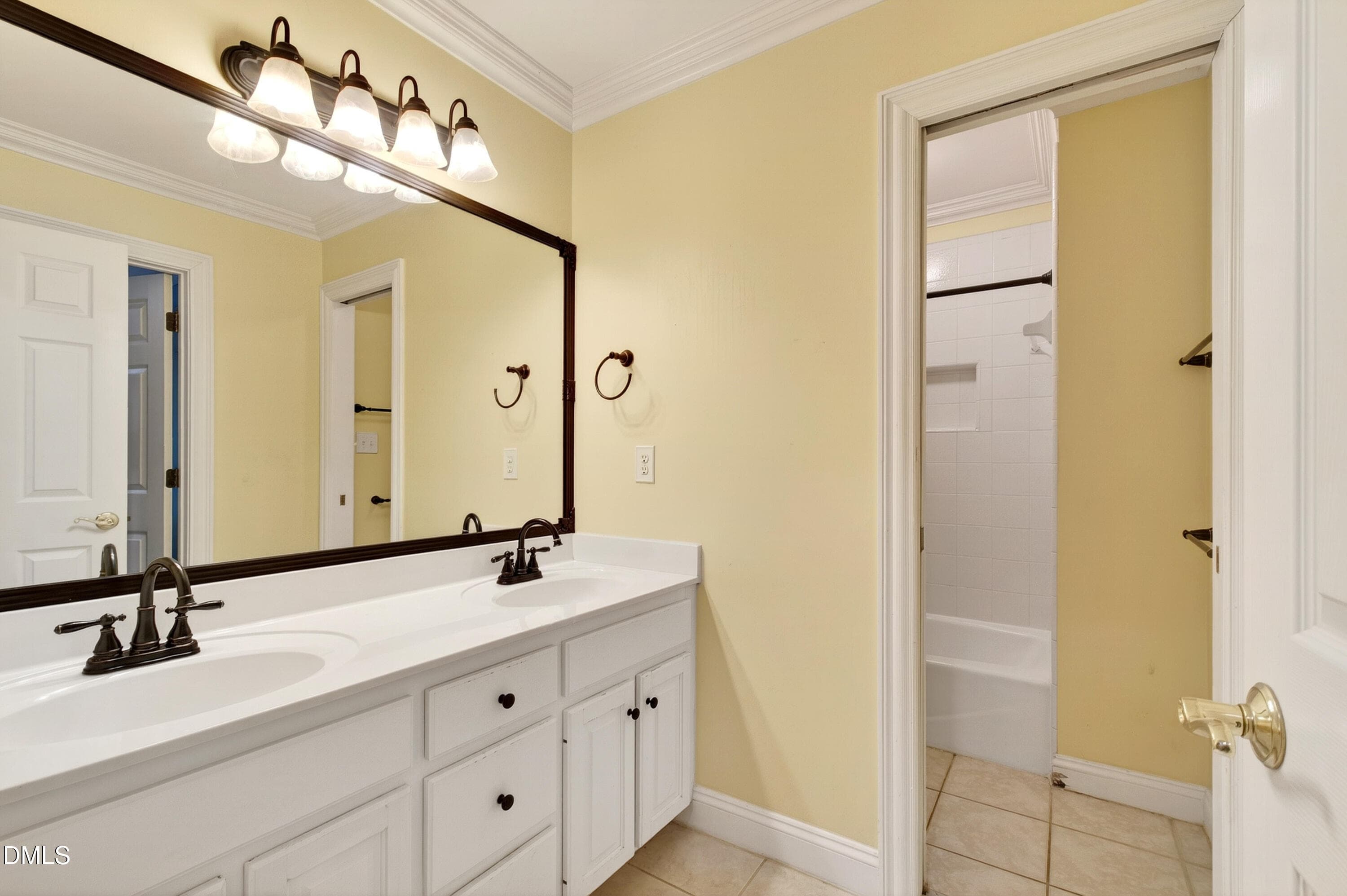Meeting (40) - 1023 Old Meetinghouse Way, Raleigh, NC 27615, Raleigh
