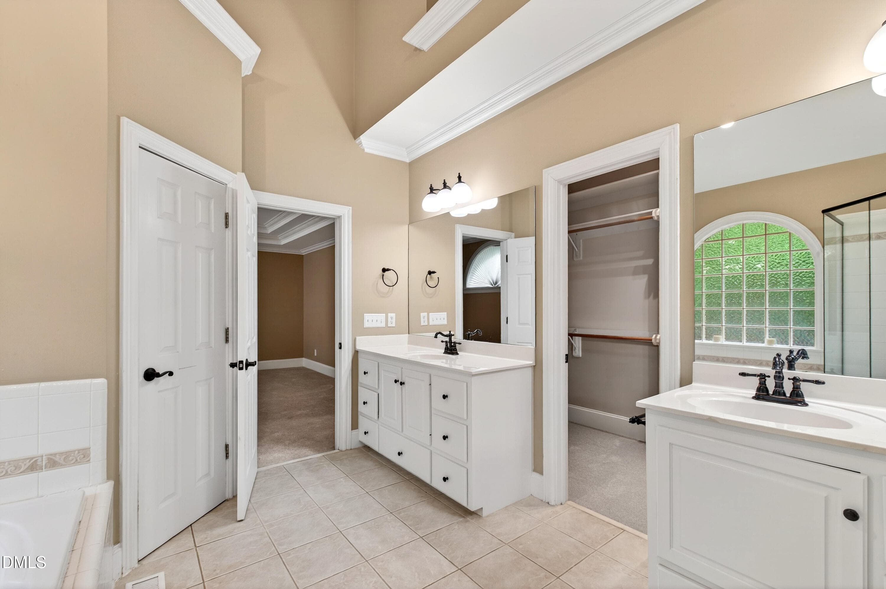 Meeting (7) - 1023 Old Meetinghouse Way, Raleigh, NC 27615, Raleigh