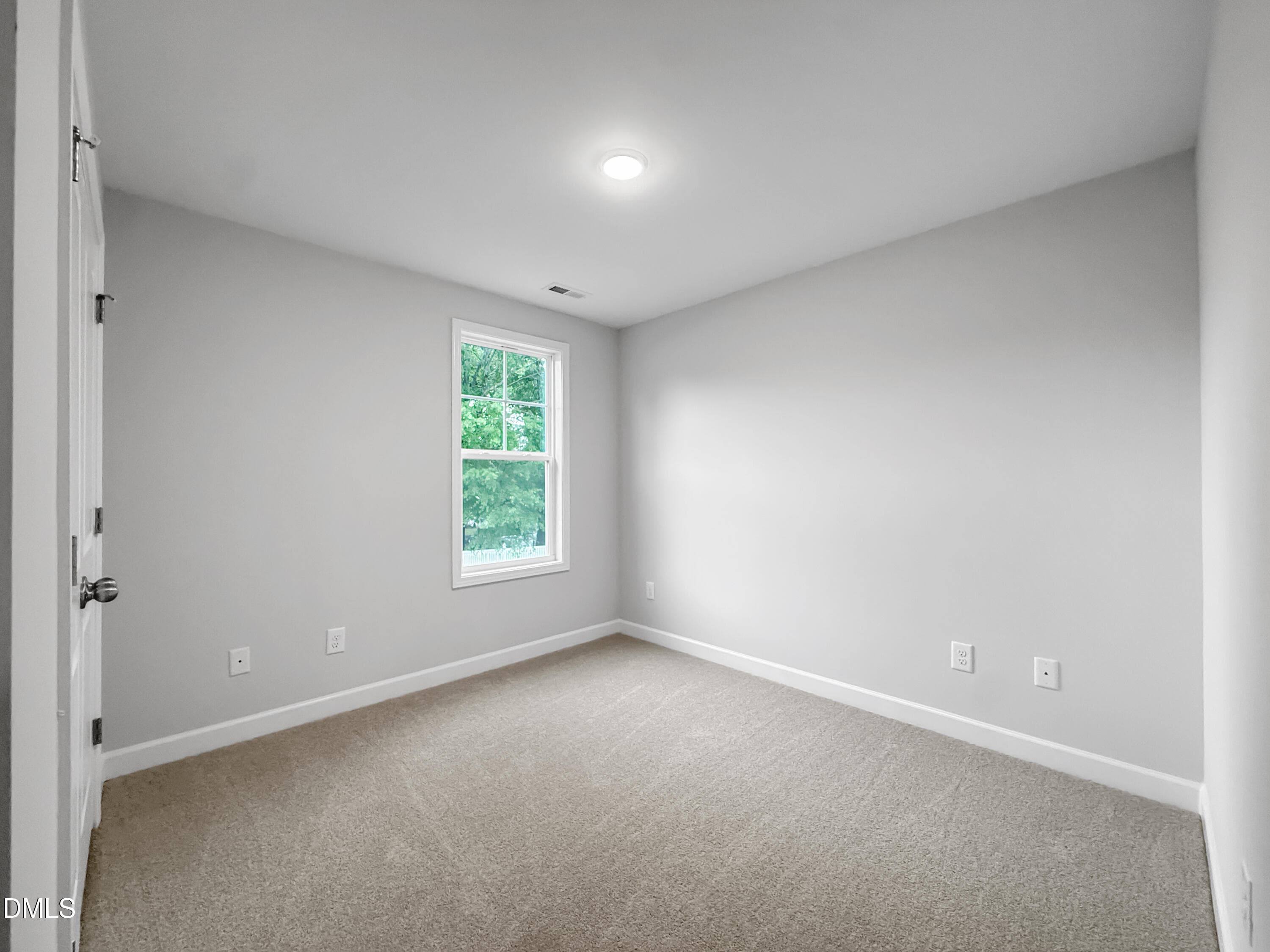 b264063cb74e120a2621bef2e27ab8f3b071f383 - 205 4th Street, Erwin, NC 28339