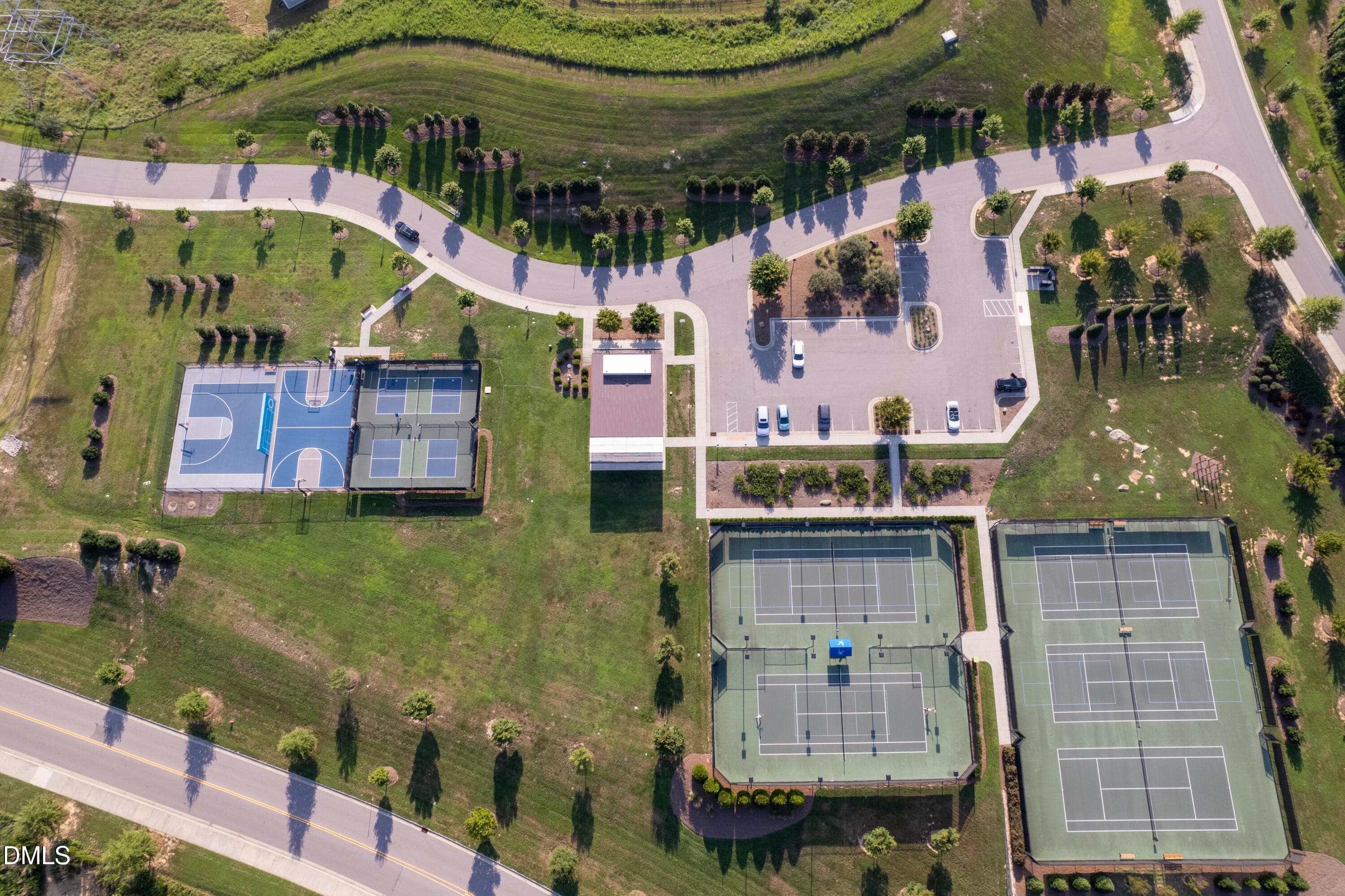 Amenities2 - 99 Deardom Way, Chapel Hill, NC 27516, Chapel Hill